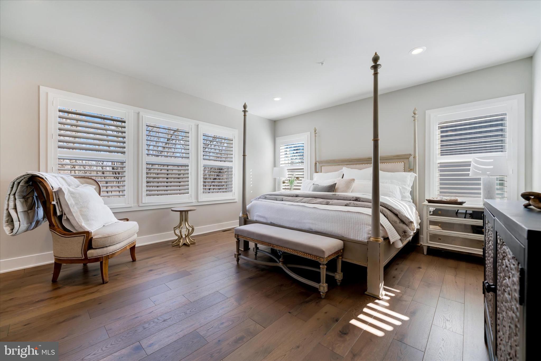 DOYLESTOWN WALK - Residential