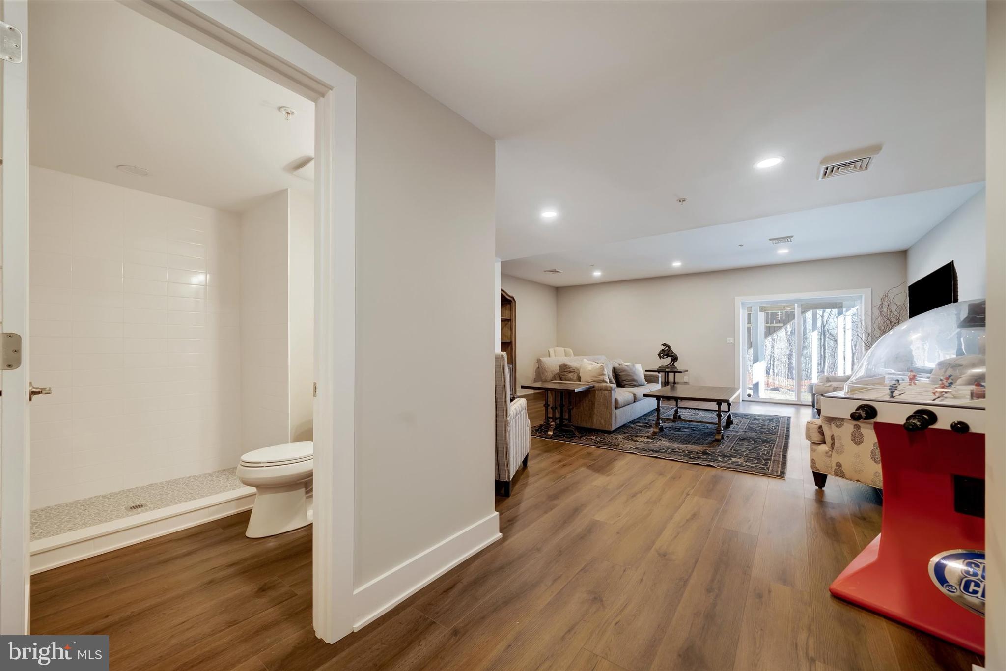 DOYLESTOWN WALK - Residential