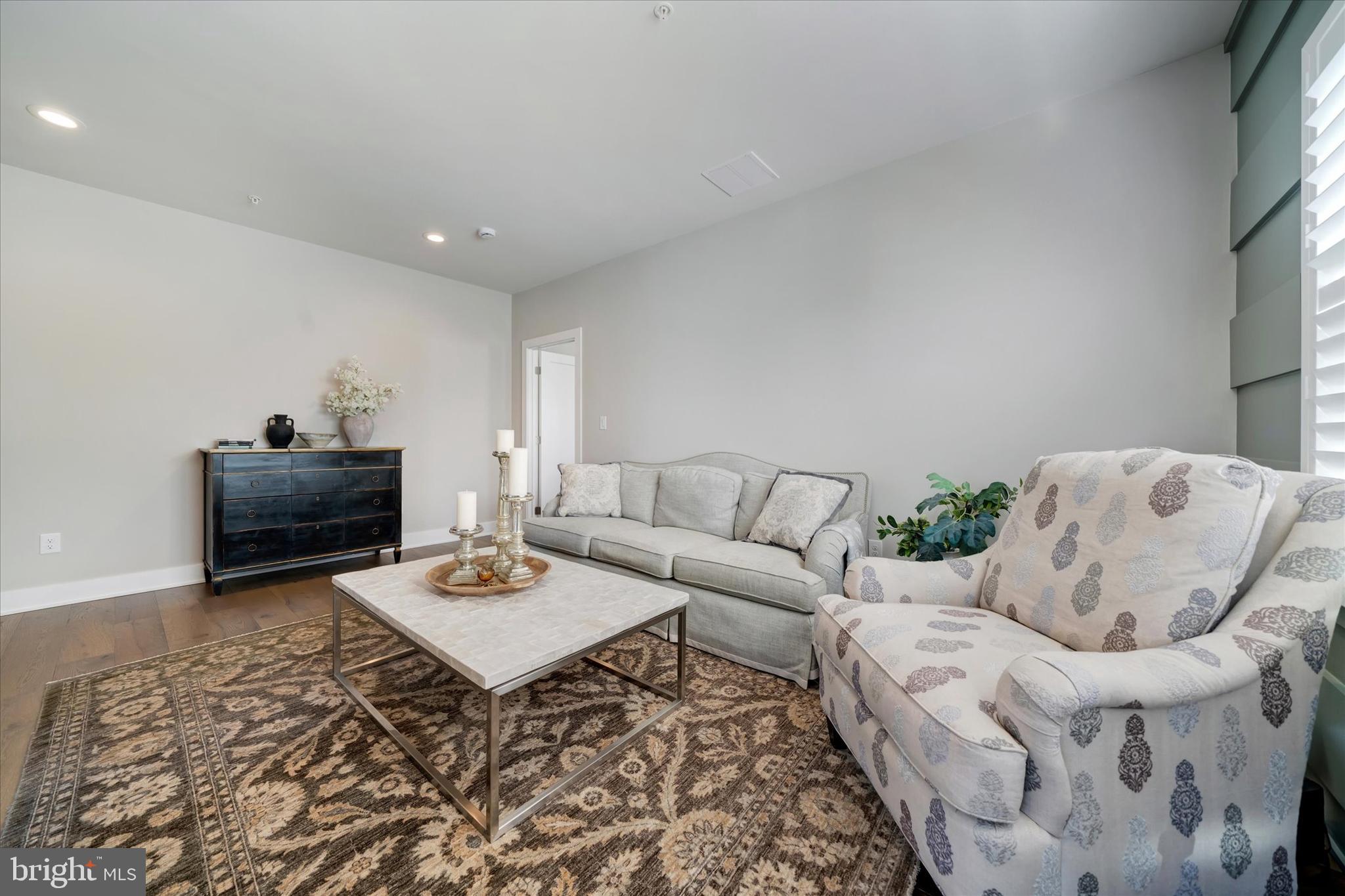 DOYLESTOWN WALK - Residential