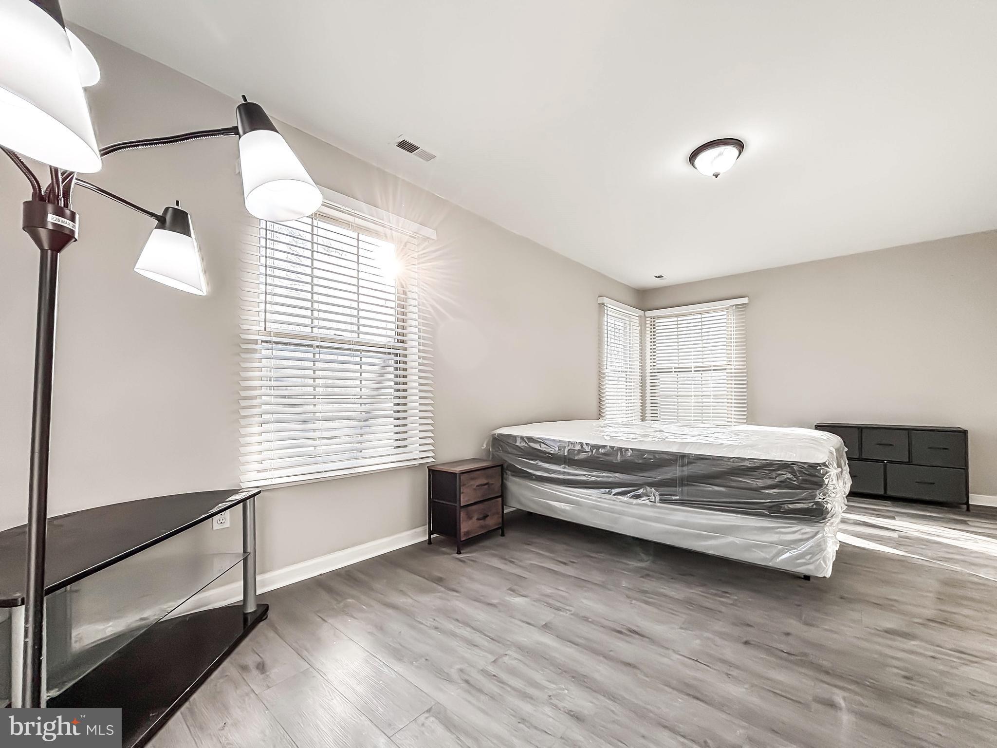 ESSEX - Residential