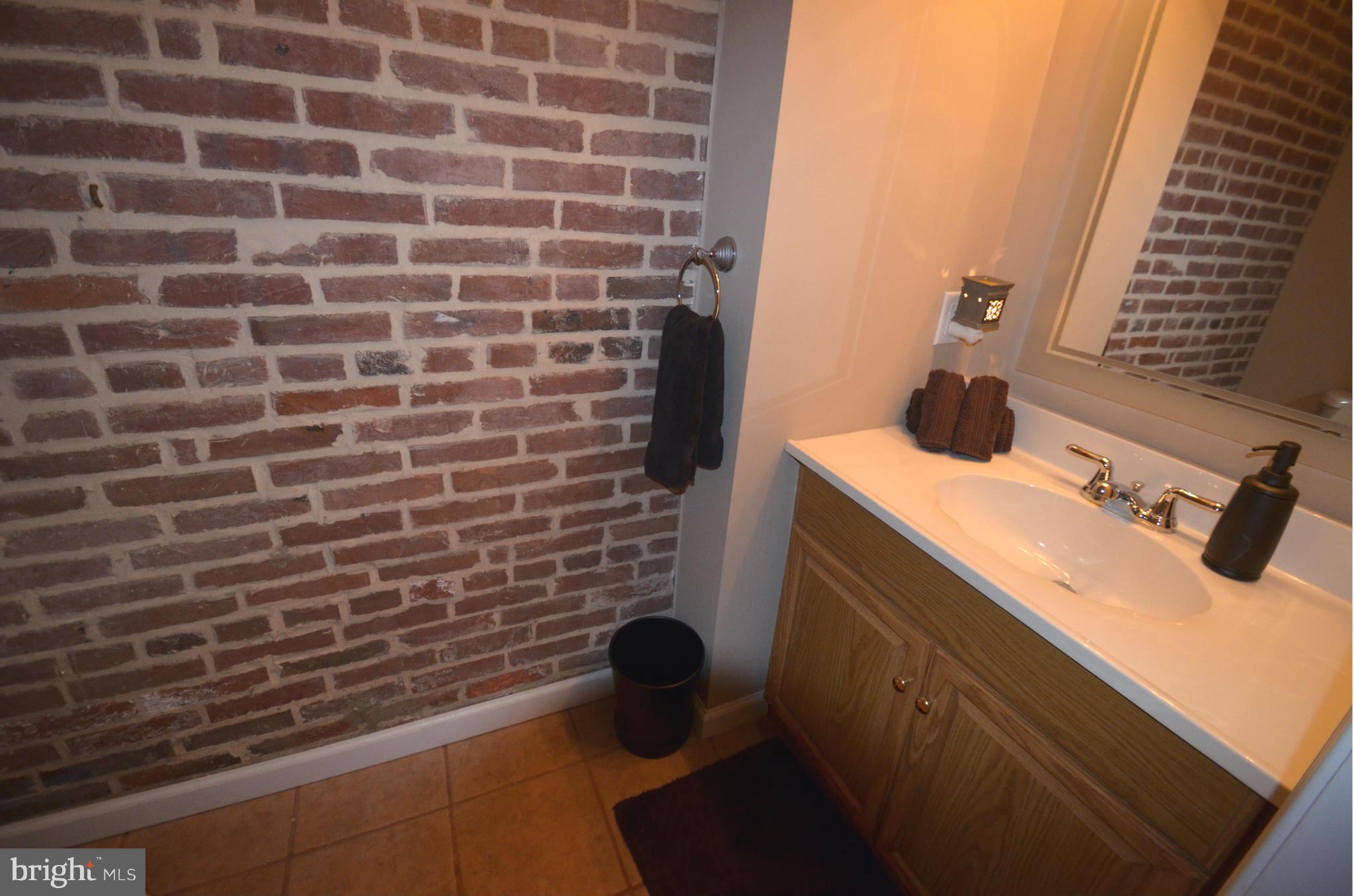 CANTON - Residential Lease
