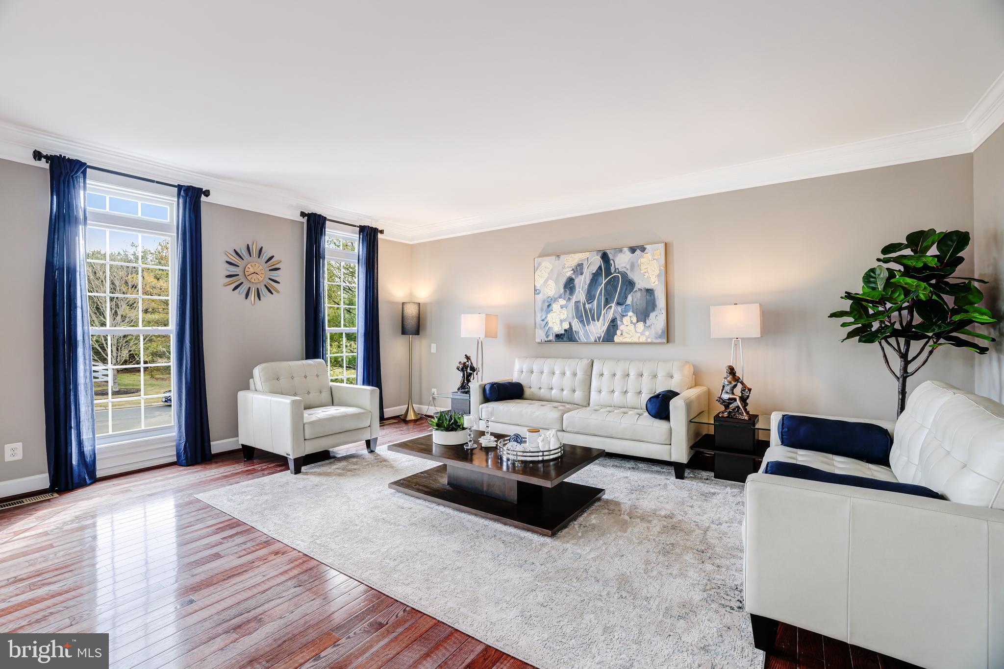 RED CEDAR - Residential