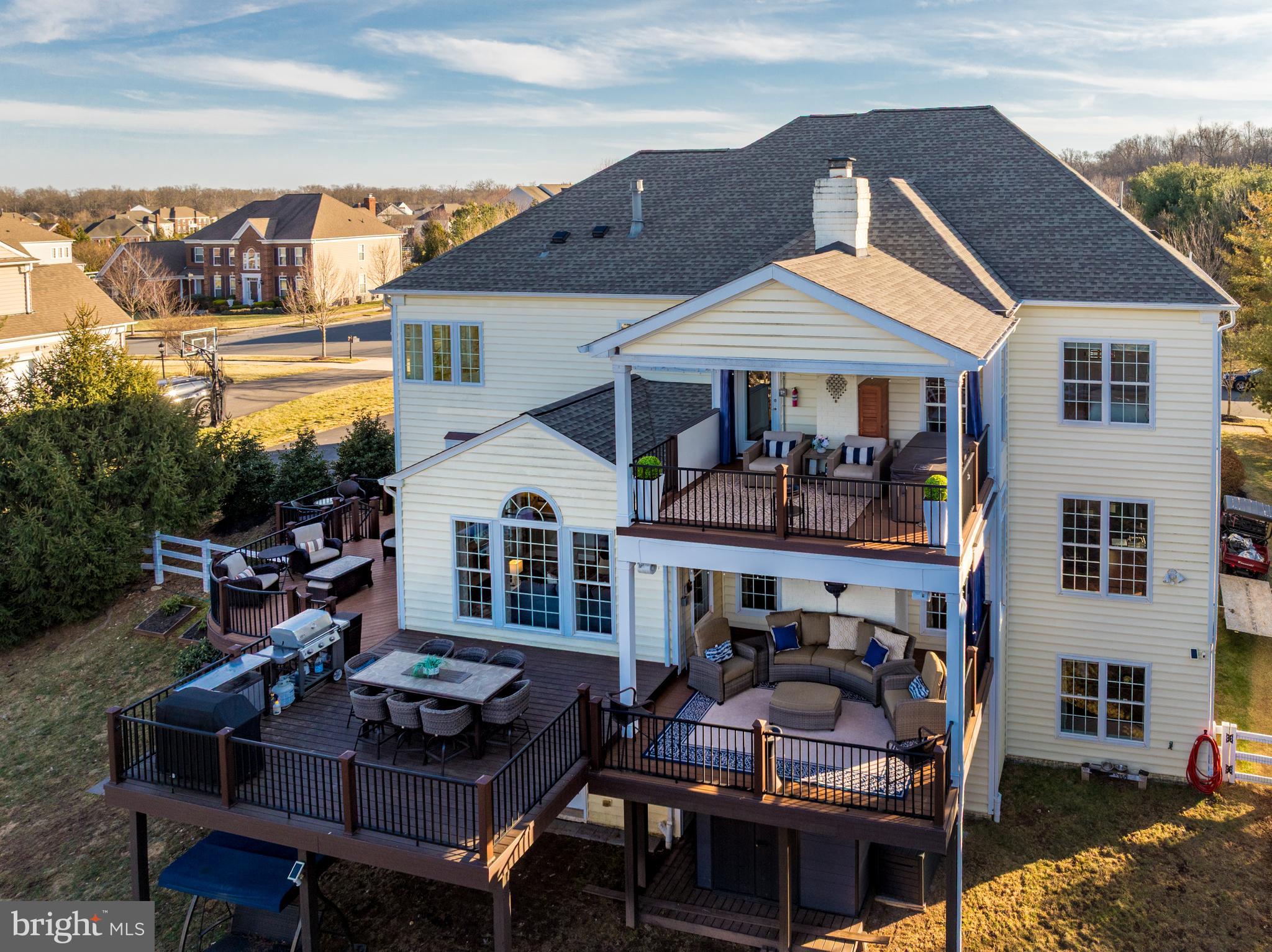 RED CEDAR - Residential