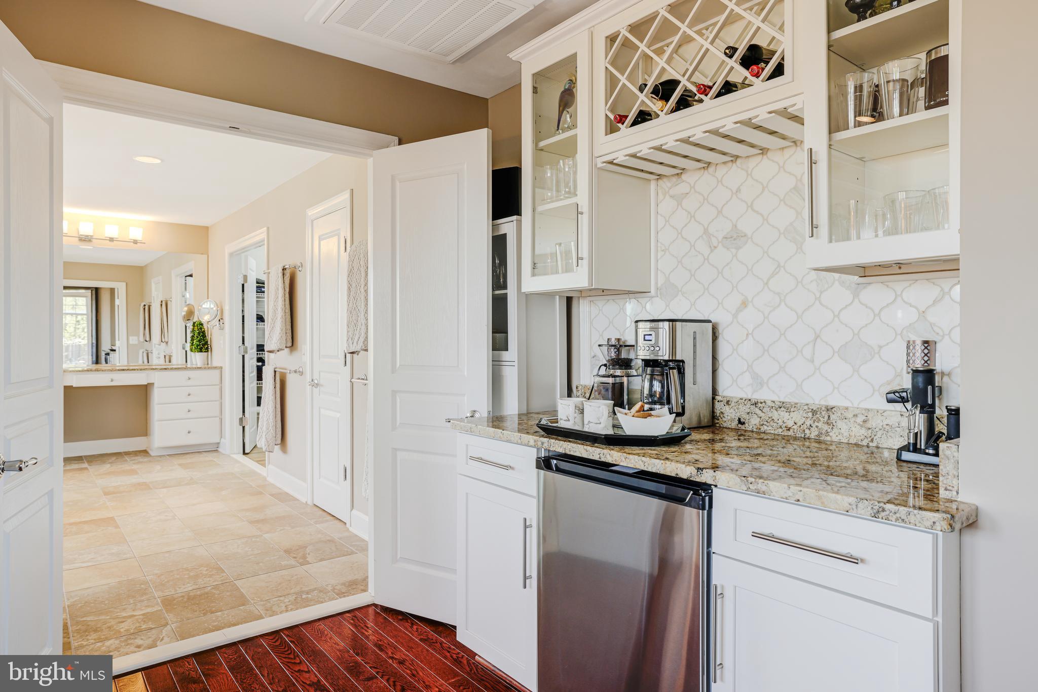RED CEDAR - Residential