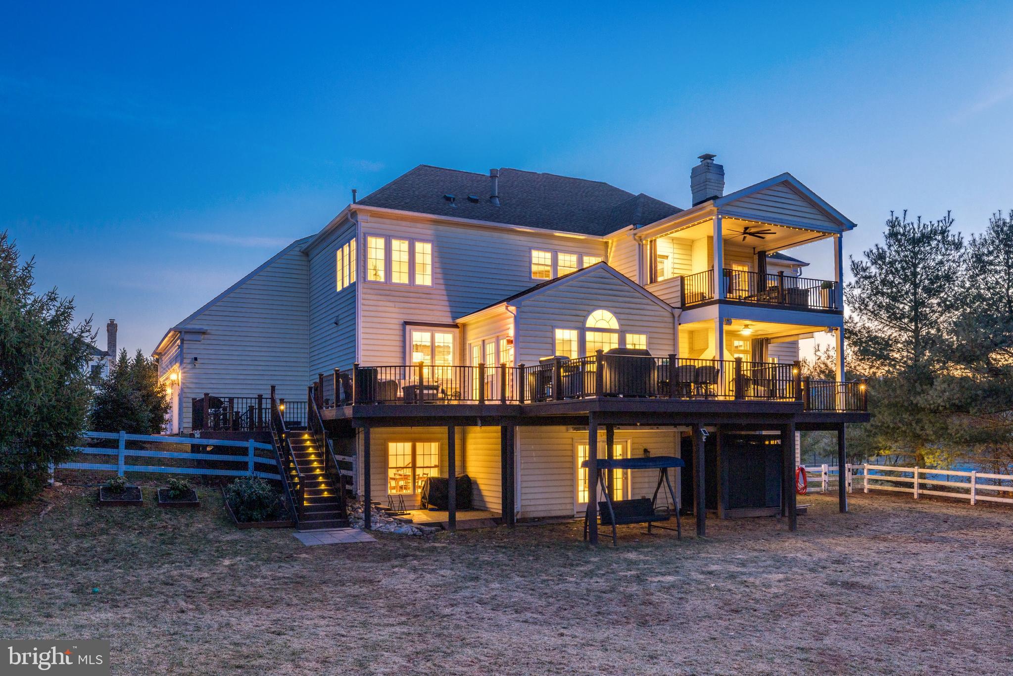 RED CEDAR - Residential