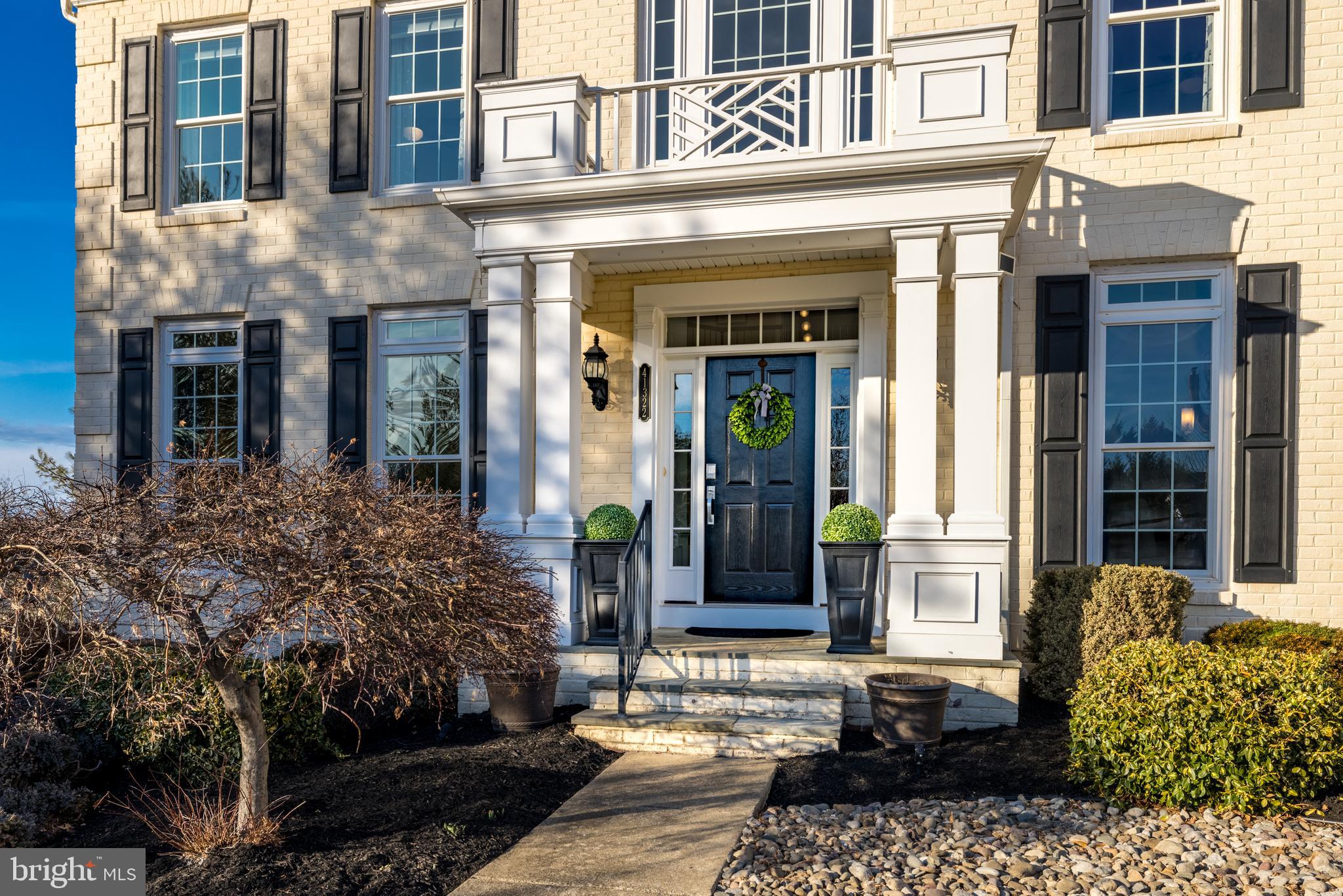 RED CEDAR - Residential