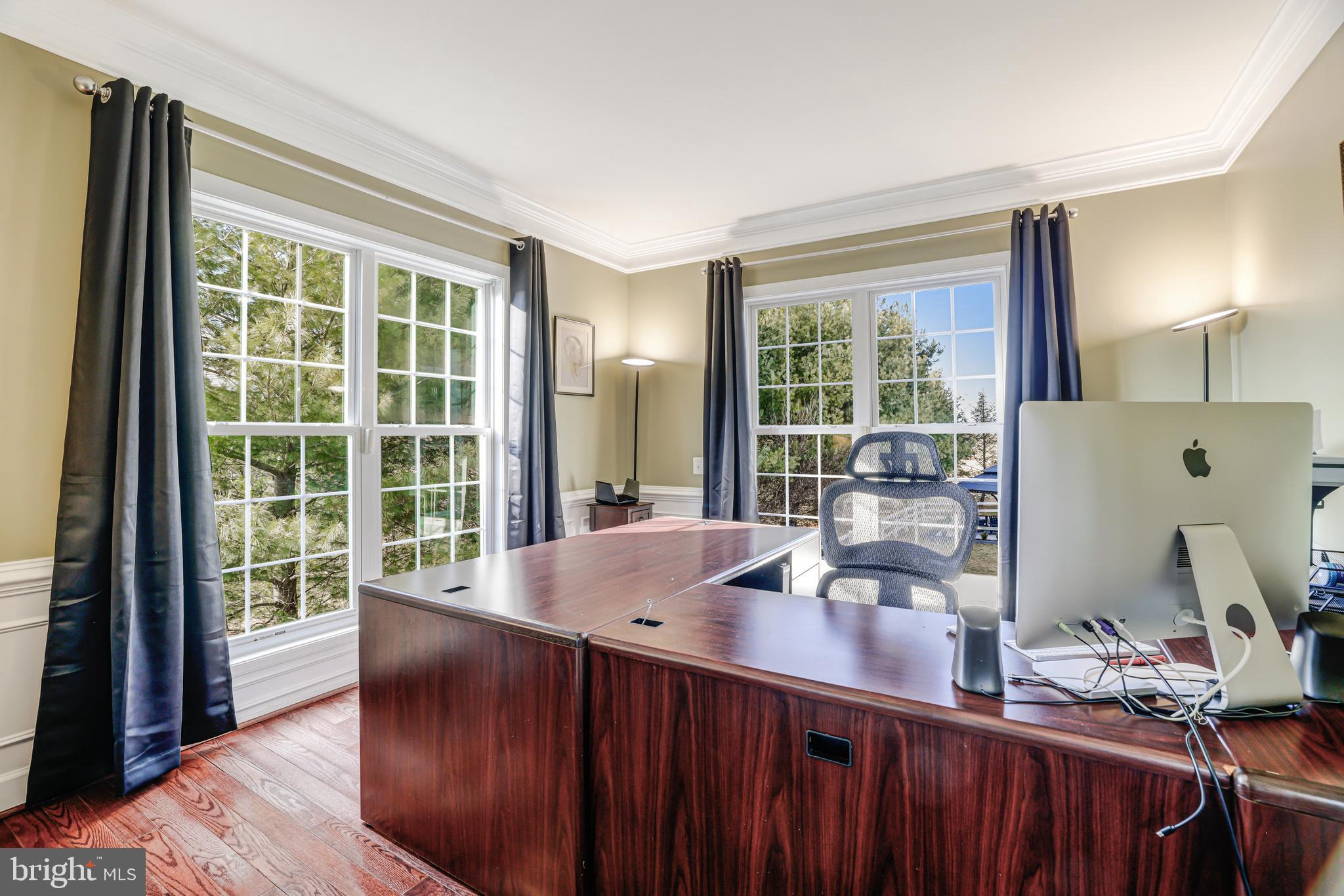 RED CEDAR - Residential