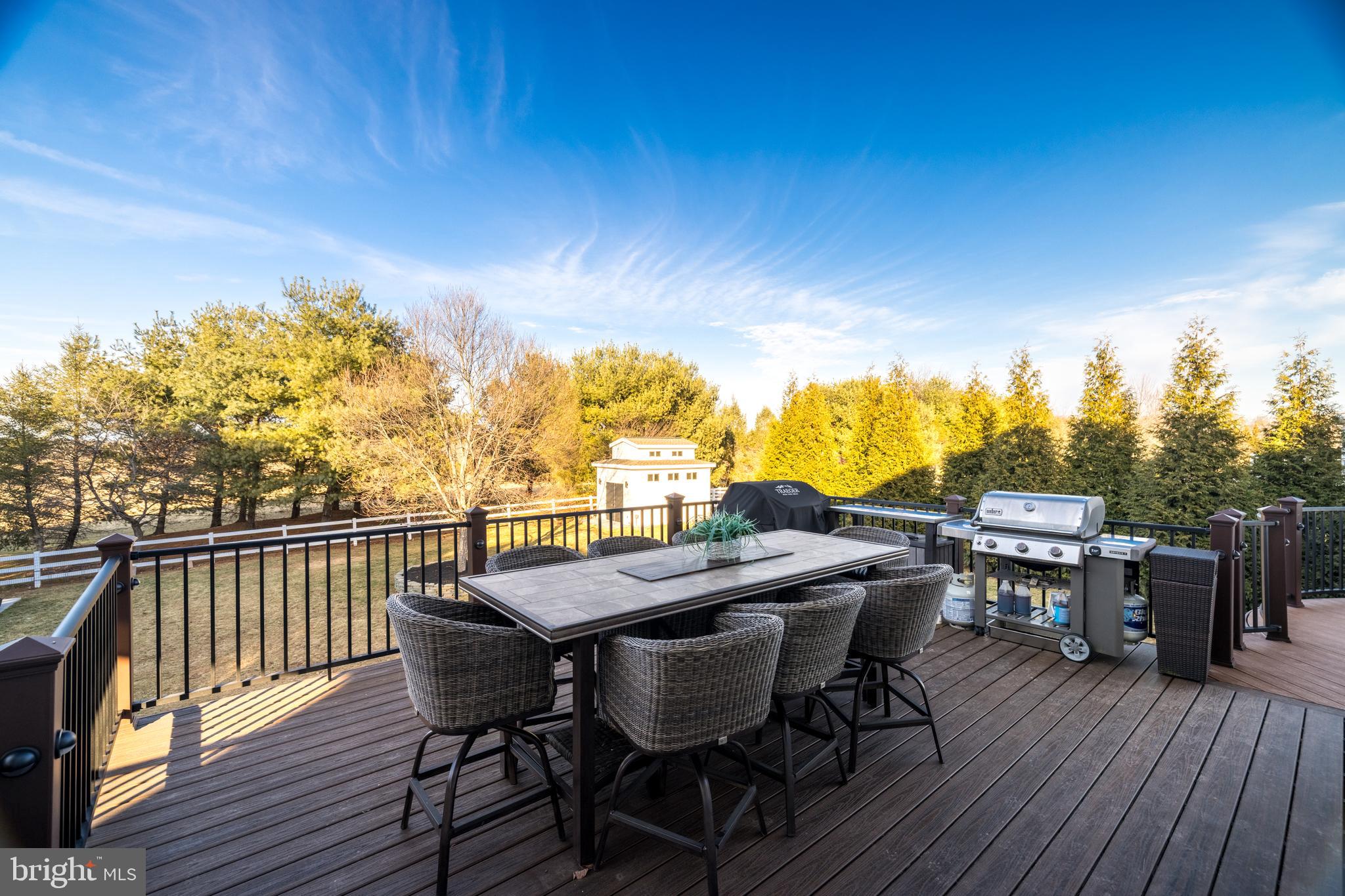 RED CEDAR - Residential