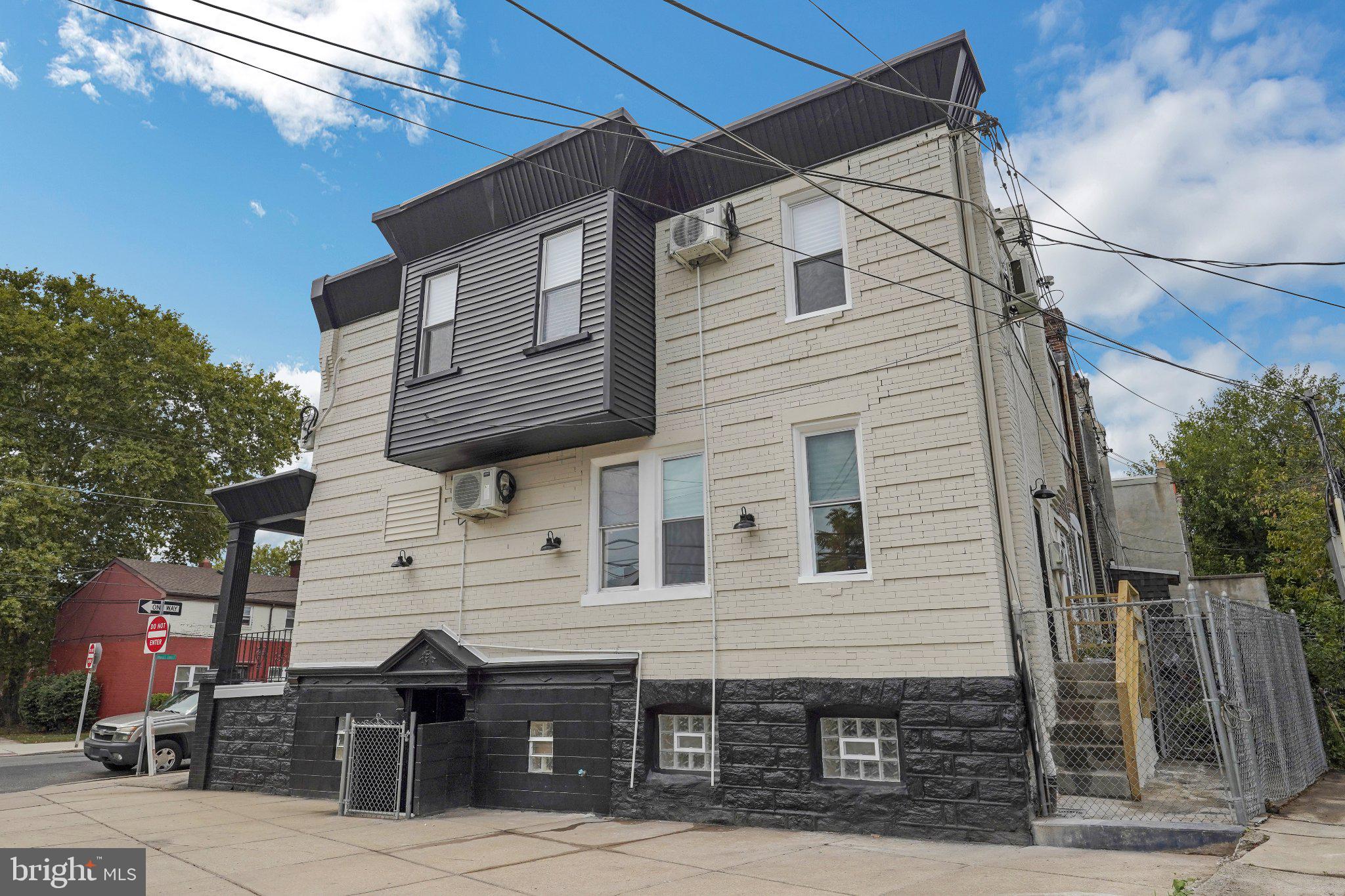 WEST PHILADELPHIA - Residential