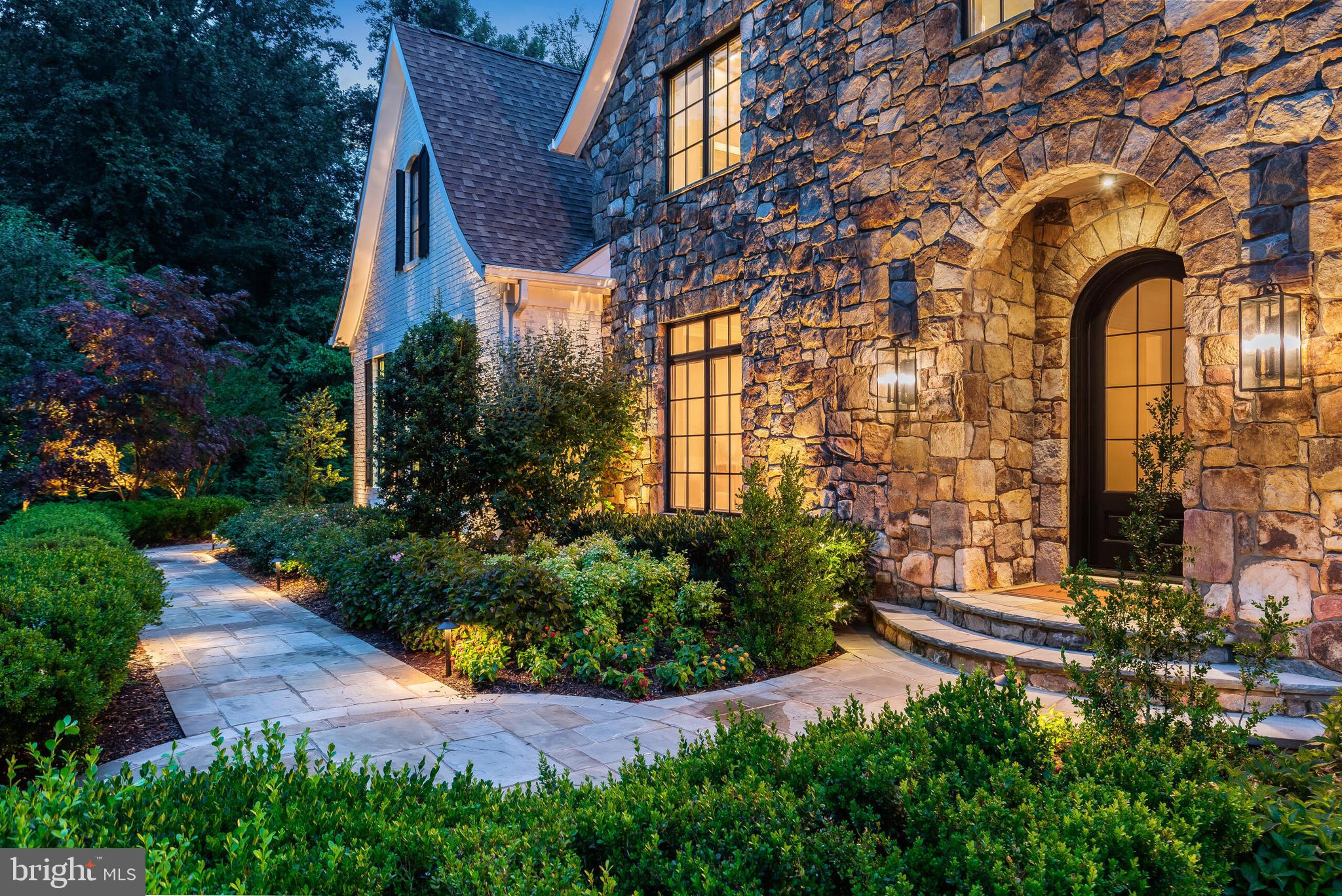 LANGLEY FOREST - Residential