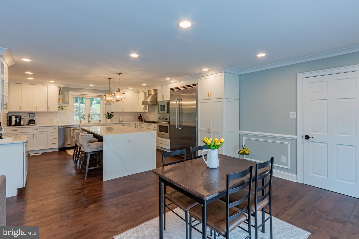 NEWTOWN HUNT - Residential