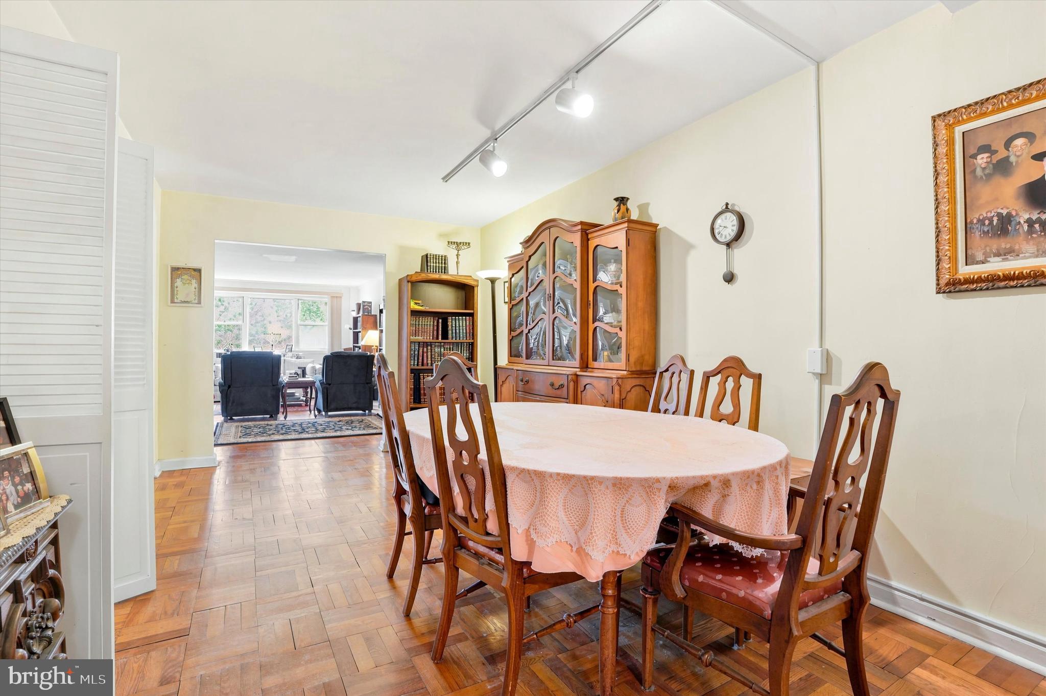 MERION STATION - Residential
