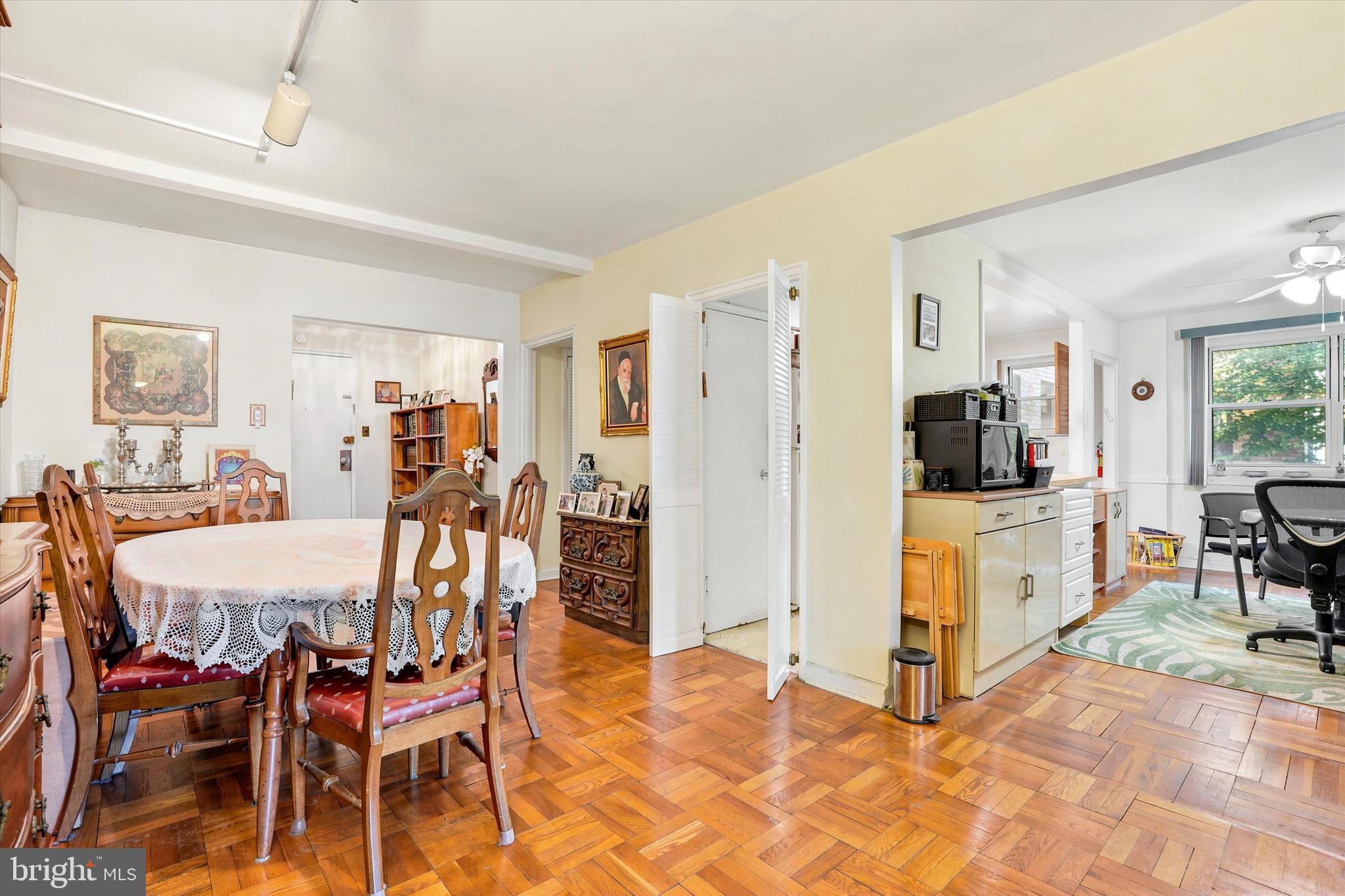MERION STATION - Residential