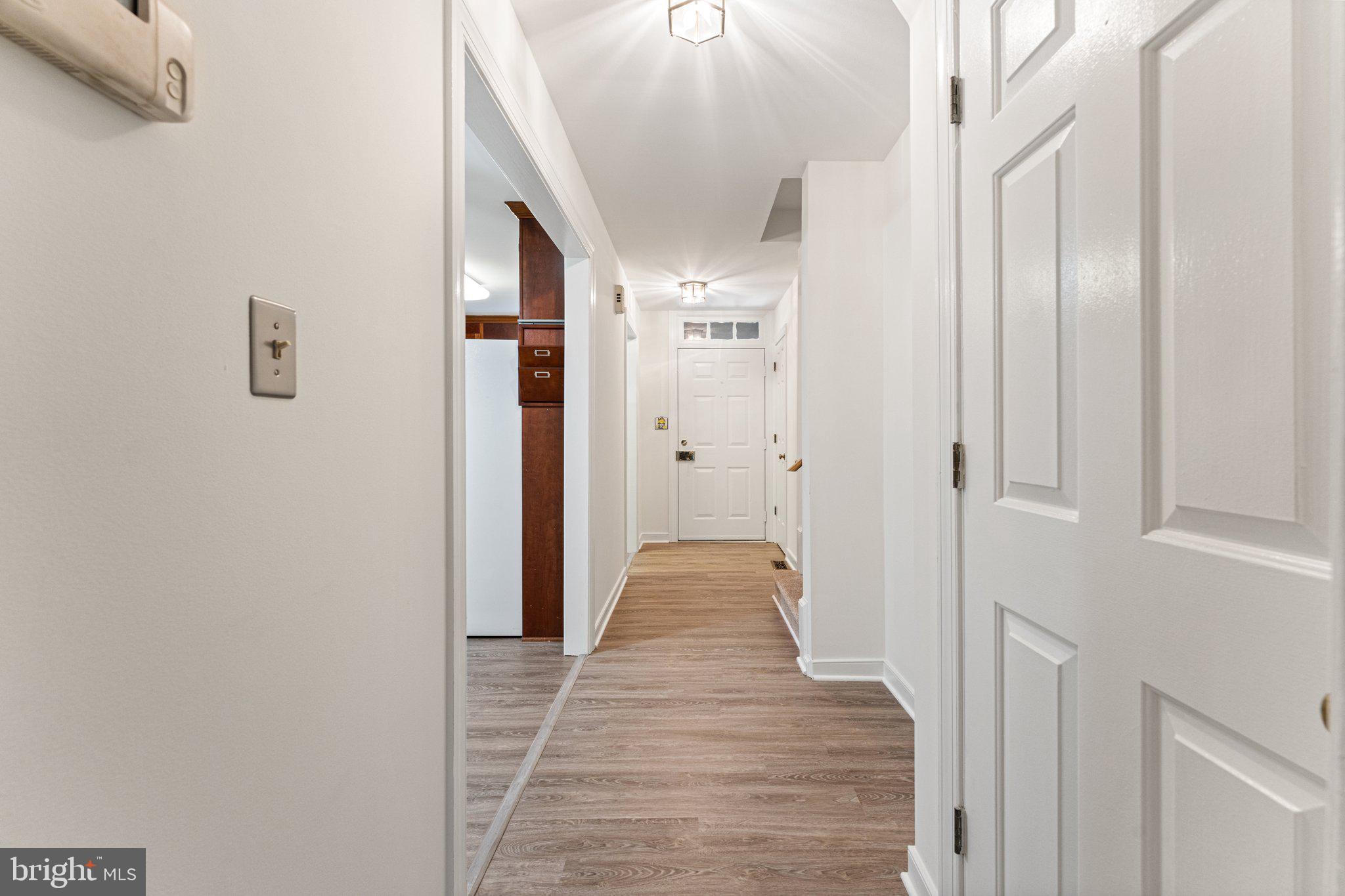 COLLEGE HILL TOWNHOMES - Residential