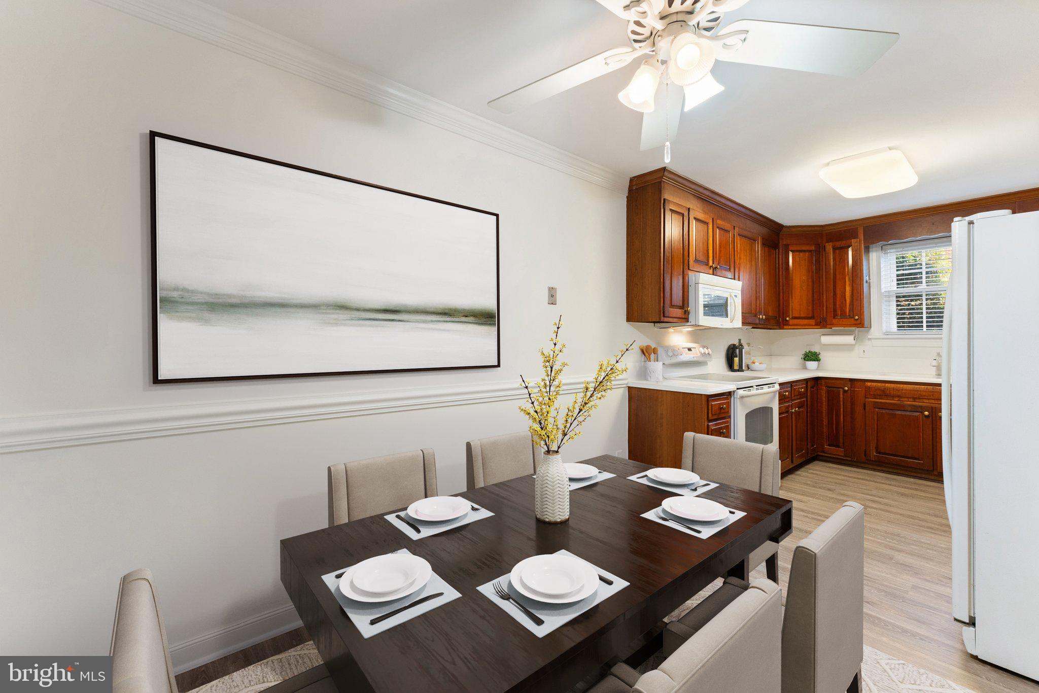 COLLEGE HILL TOWNHOMES - Residential