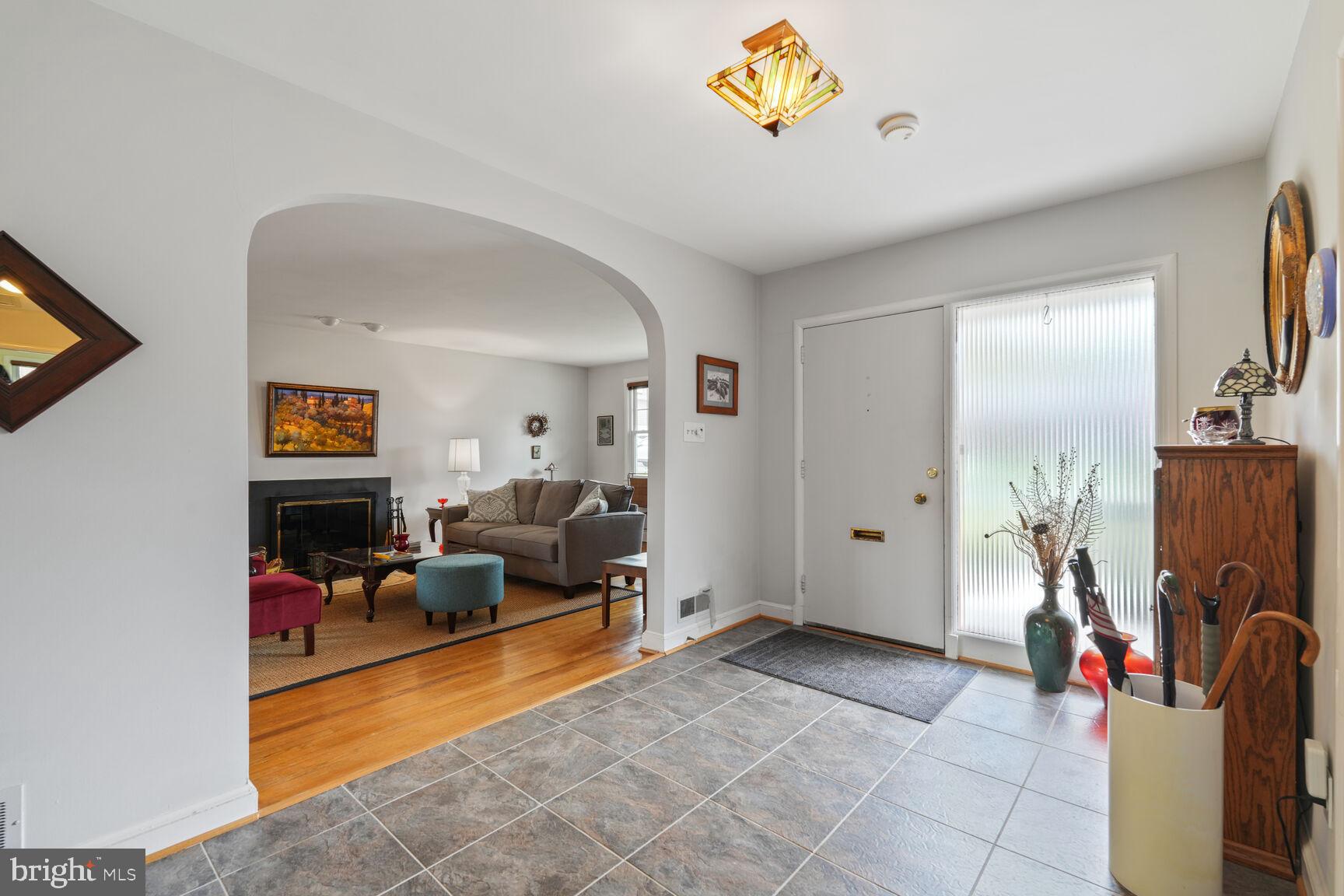 WOODSIDE PARK - Residential
