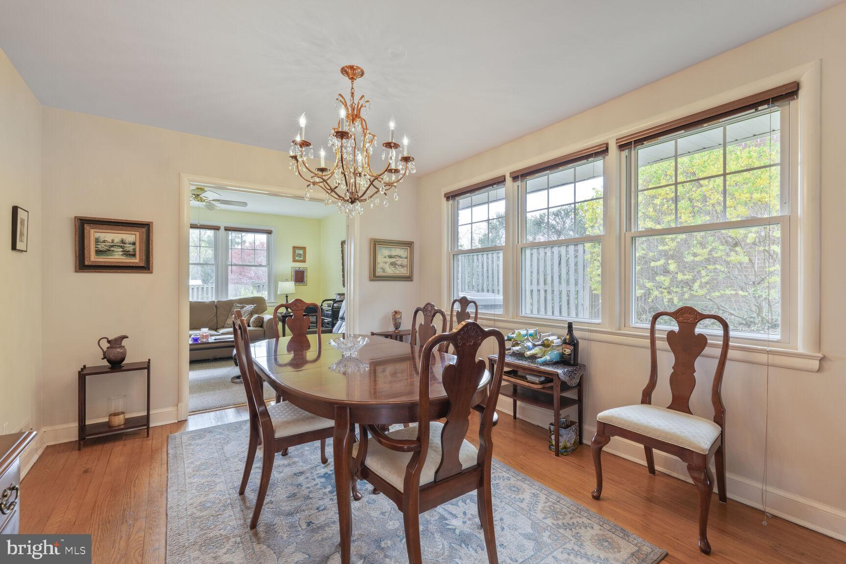 WOODSIDE PARK - Residential