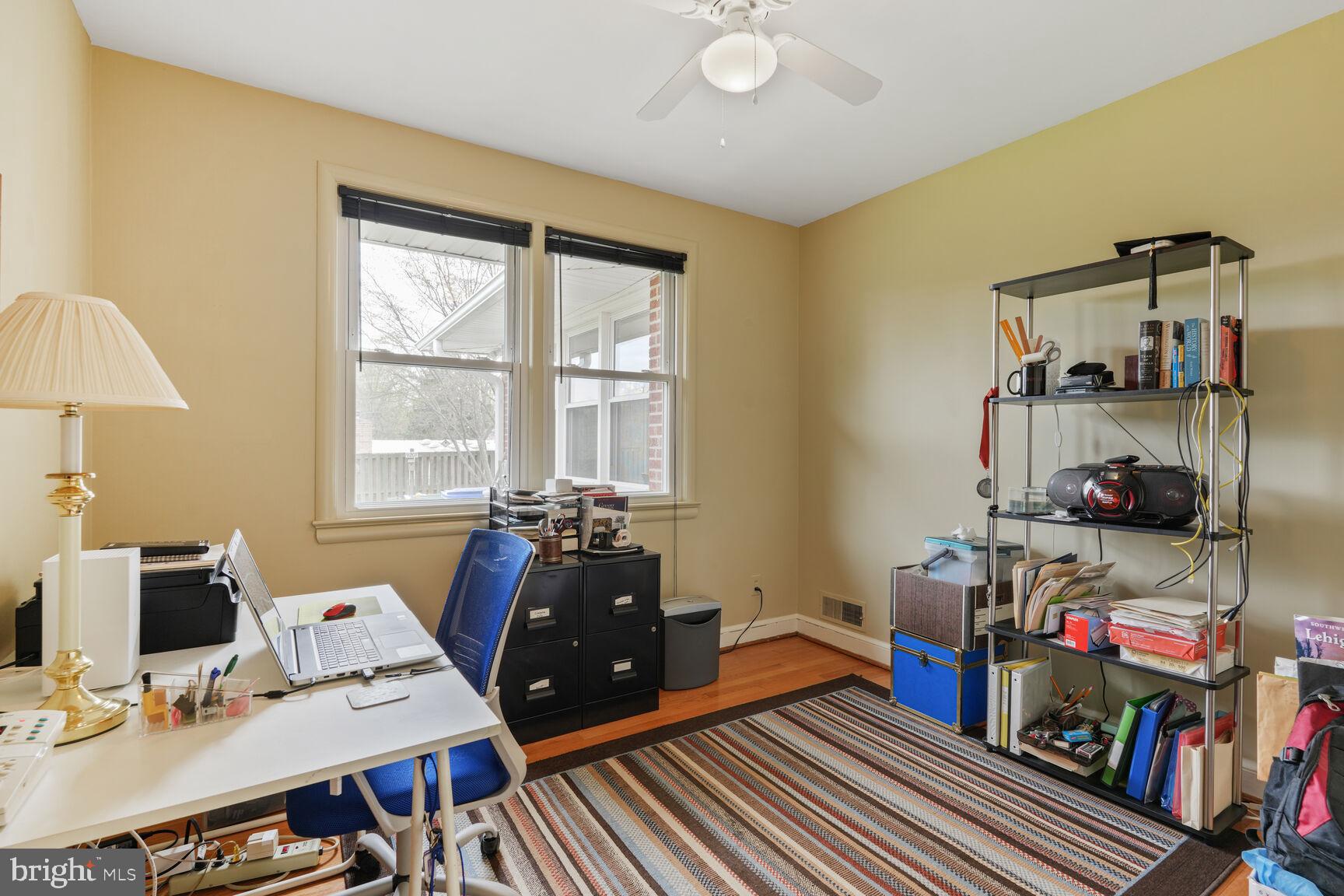 WOODSIDE PARK - Residential
