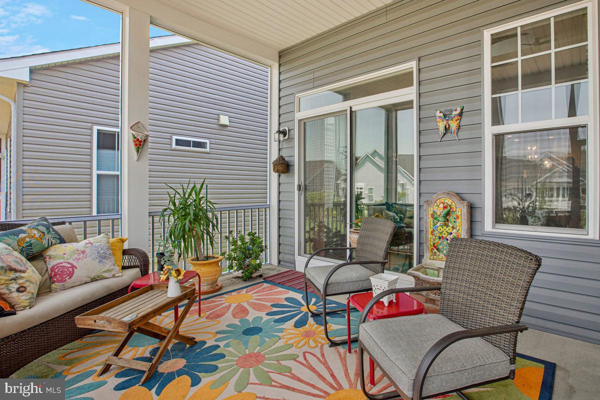 TWO RIVERS - Residential