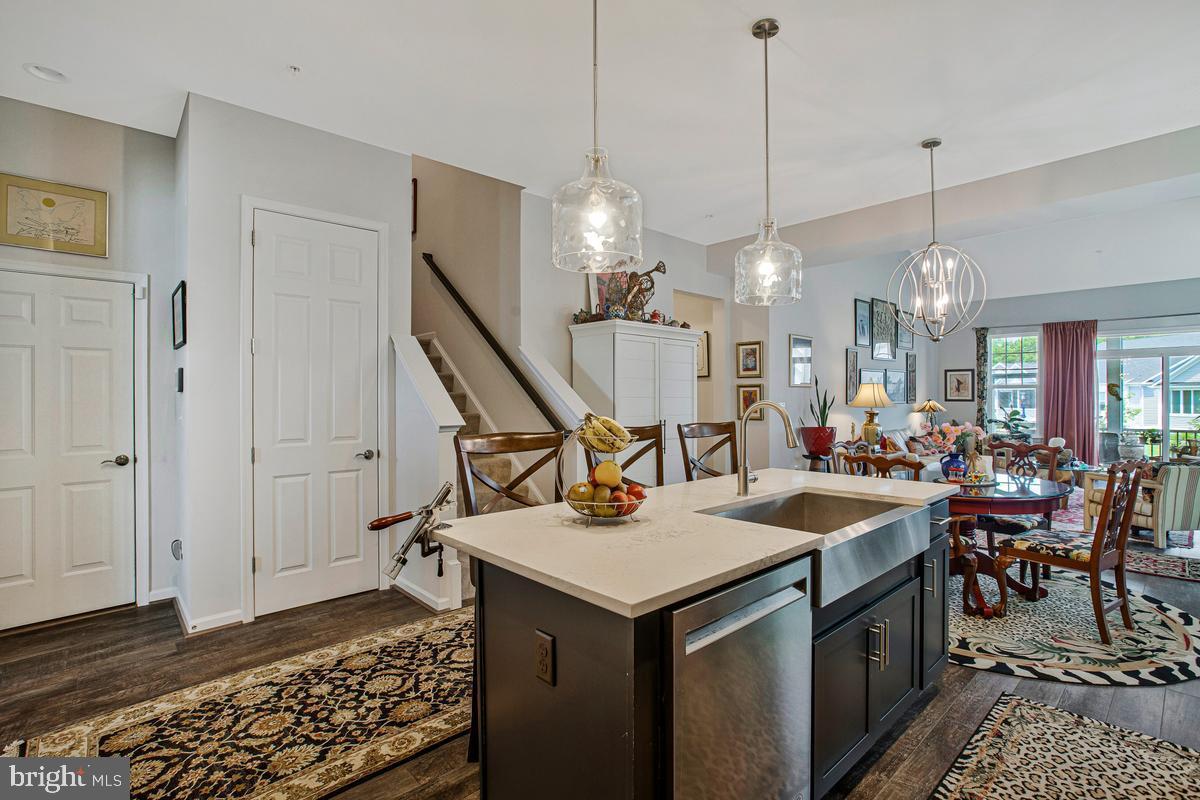 TWO RIVERS - Residential