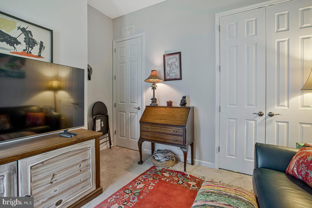 TWO RIVERS - Residential