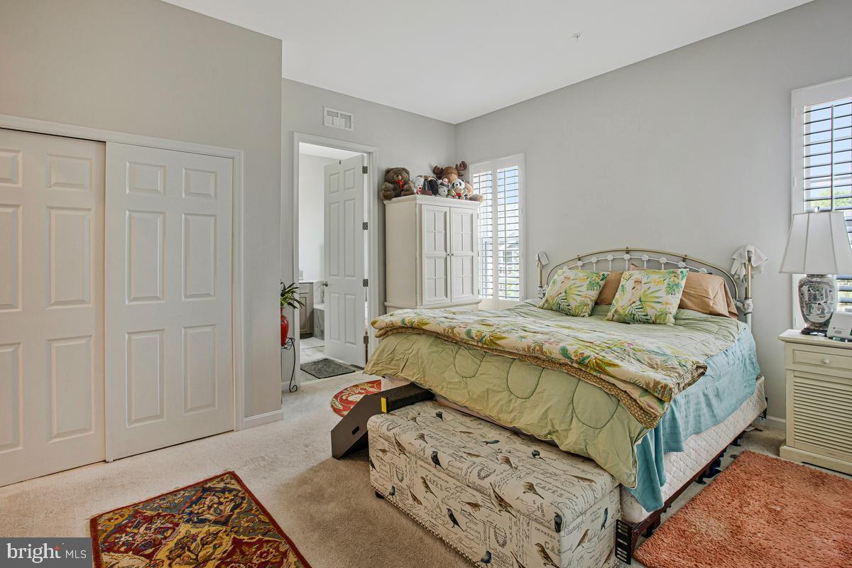 TWO RIVERS - Residential