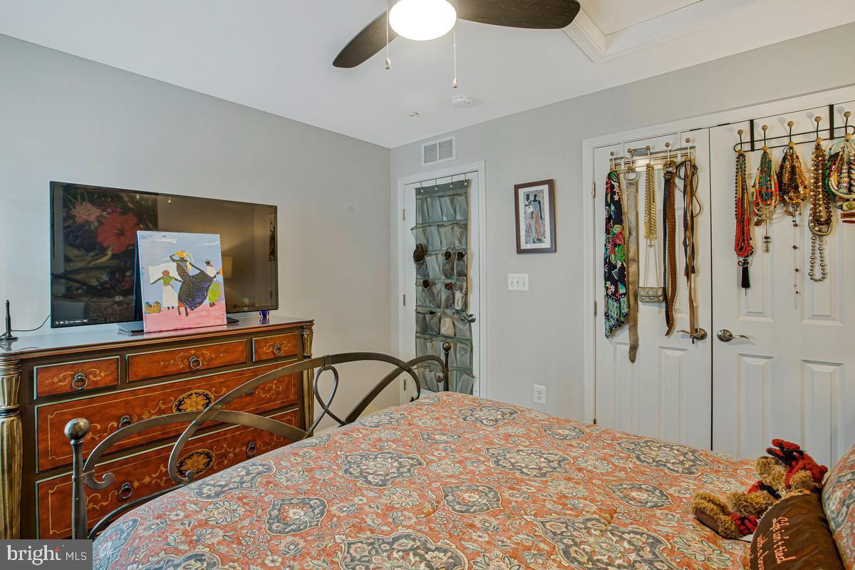 TWO RIVERS - Residential