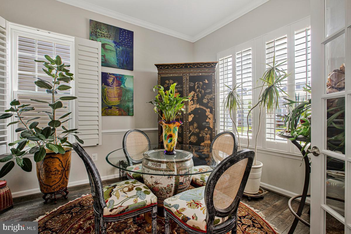 TWO RIVERS - Residential