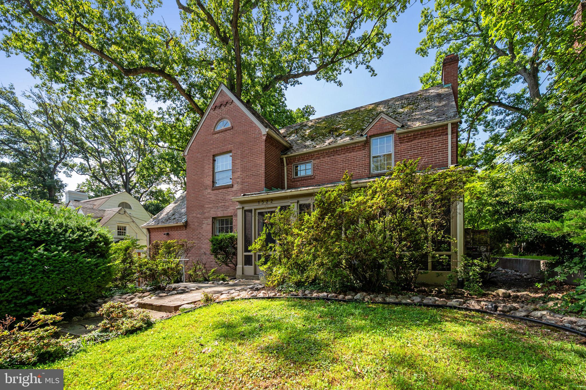 WOODSIDE FOREST - Residential