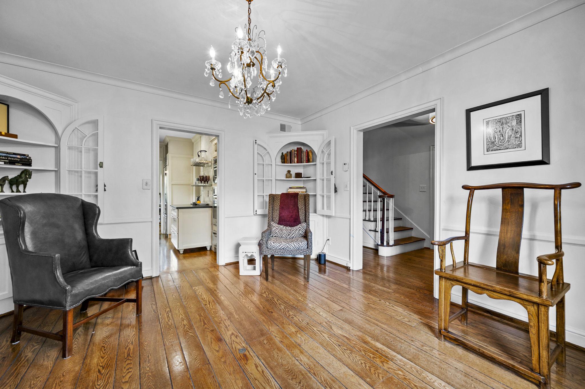 WOODSIDE FOREST - Residential