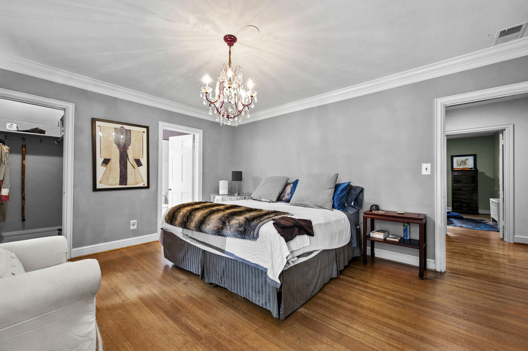 WOODSIDE FOREST - Residential