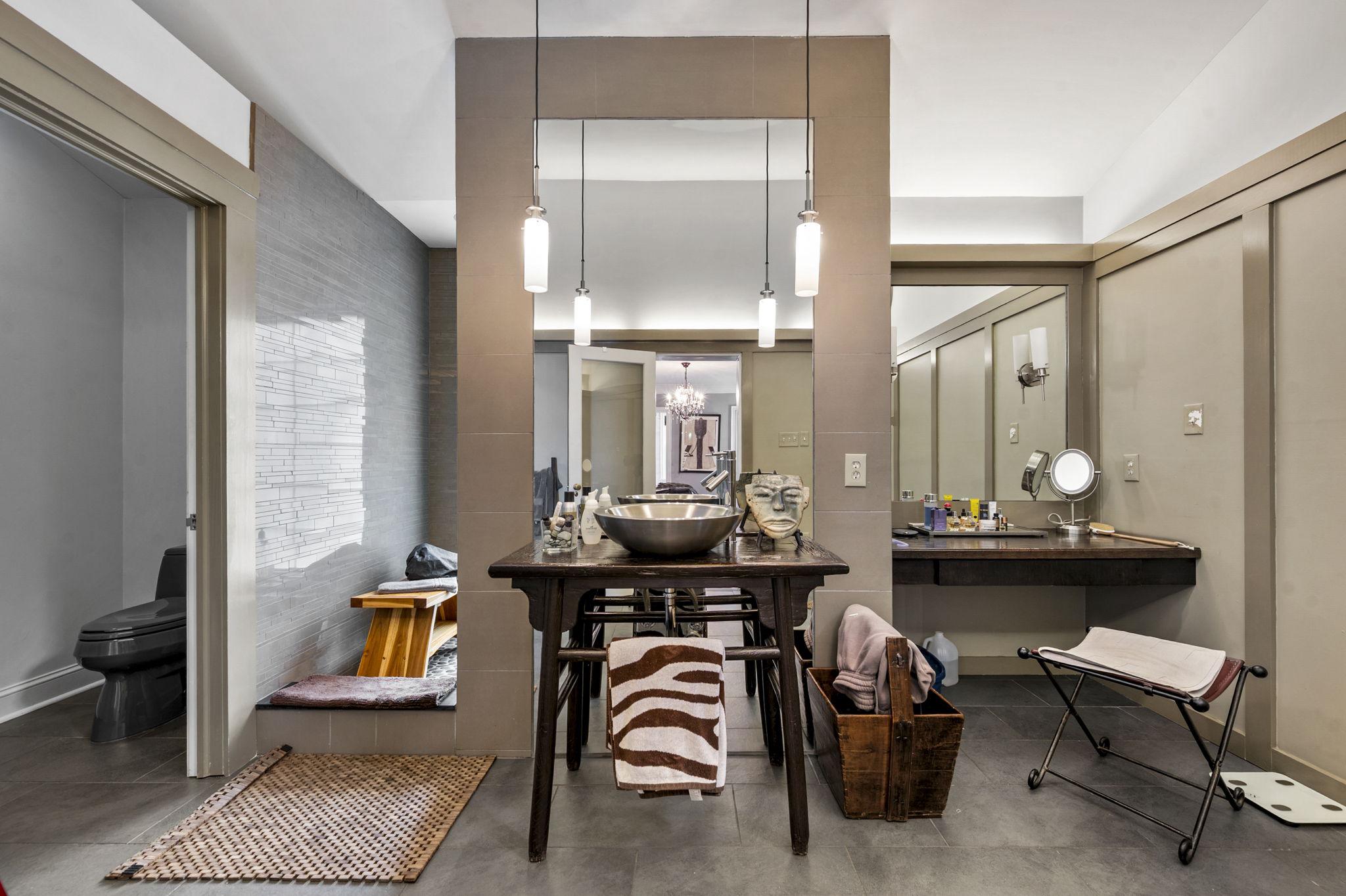 WOODSIDE FOREST - Residential