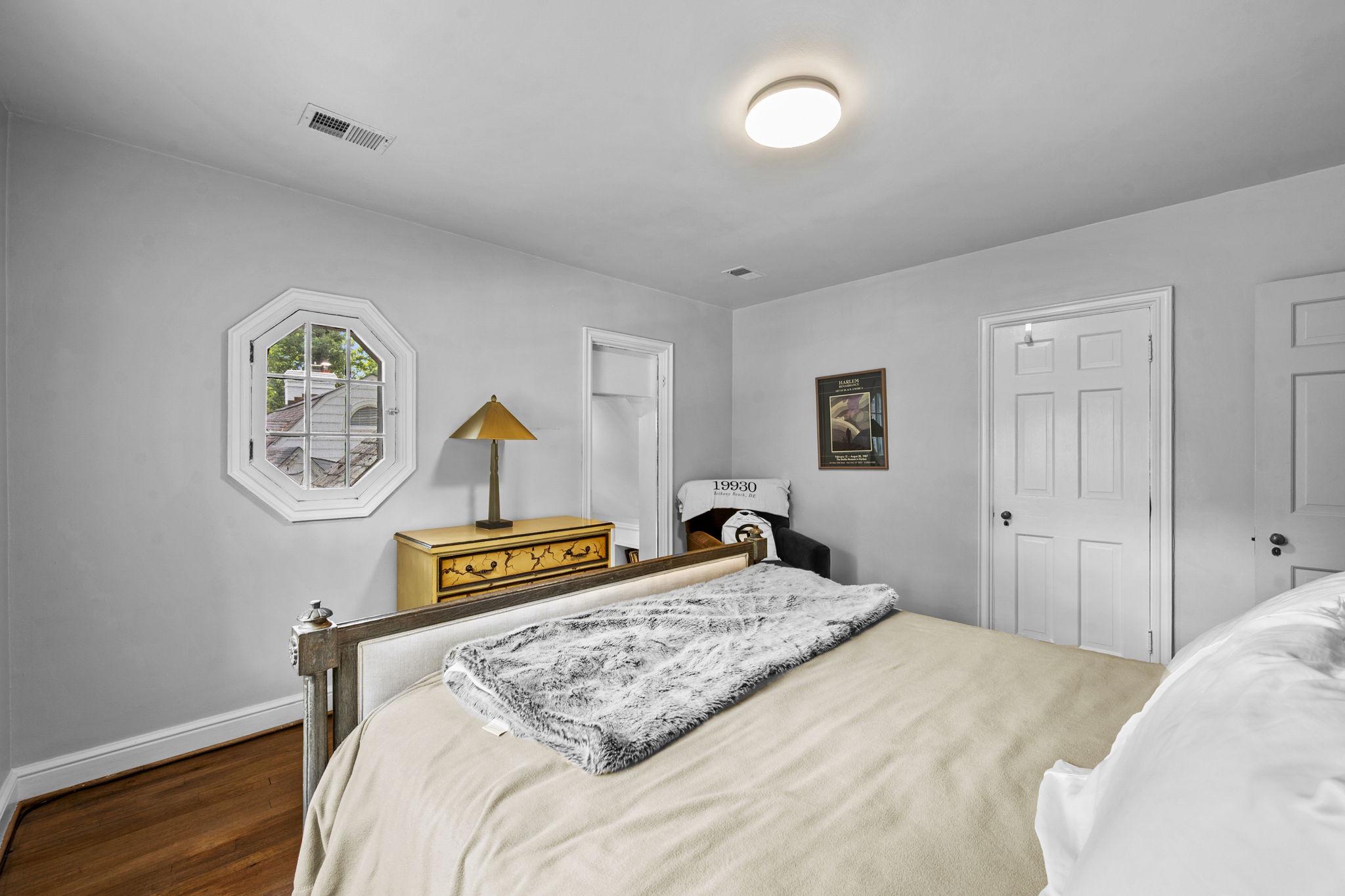 WOODSIDE FOREST - Residential