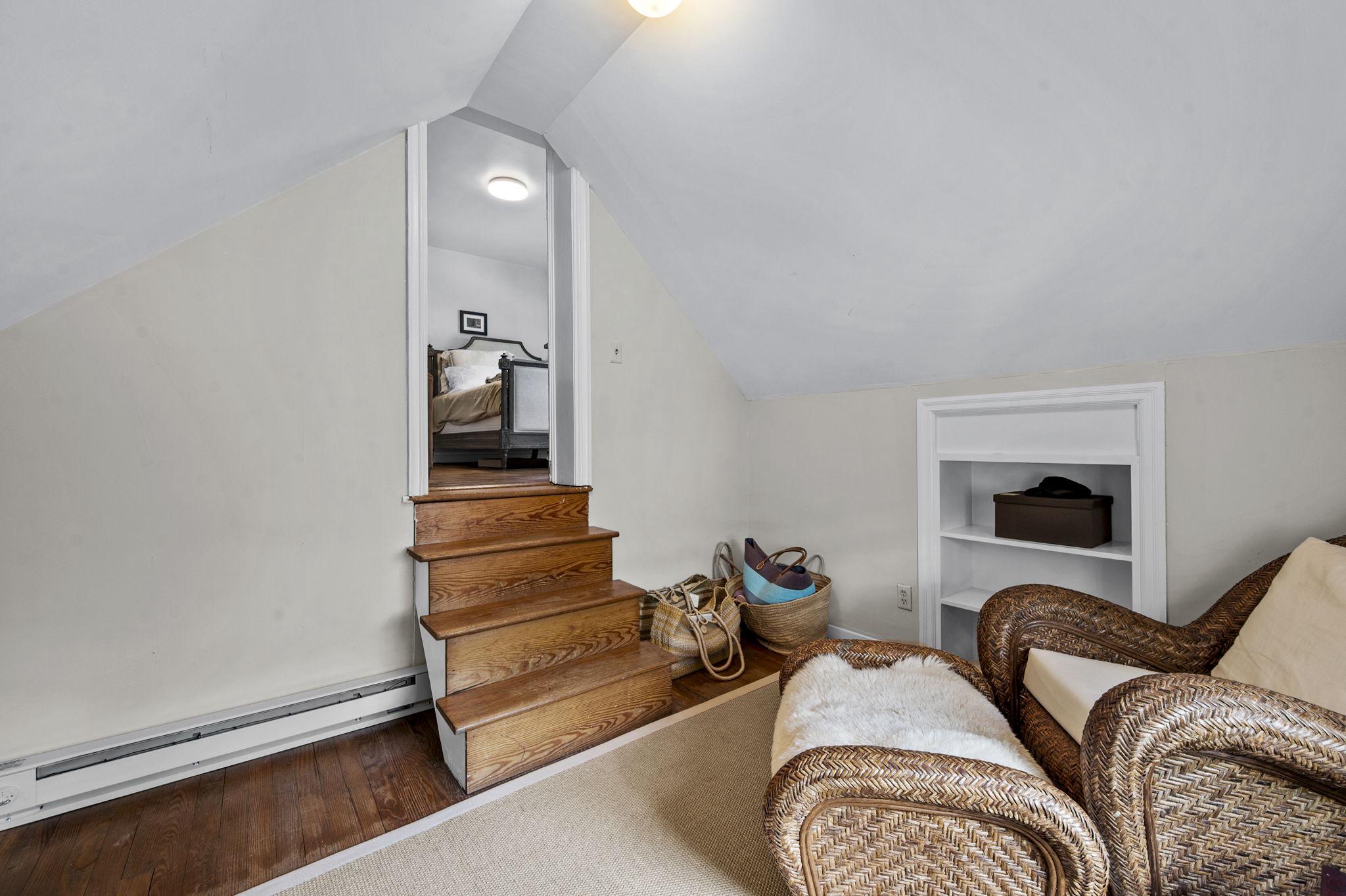 WOODSIDE FOREST - Residential