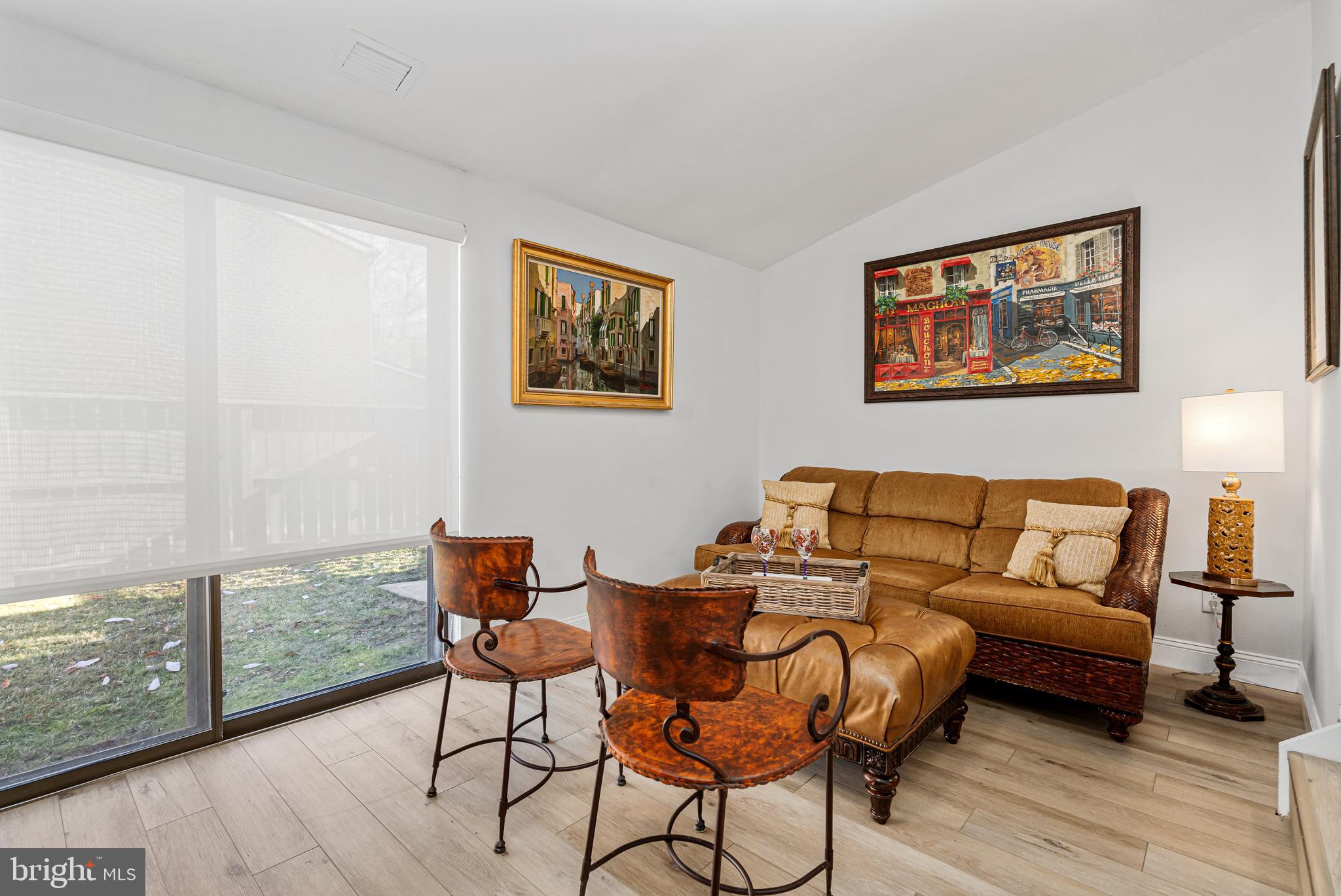 ANNEN WOODS - Residential