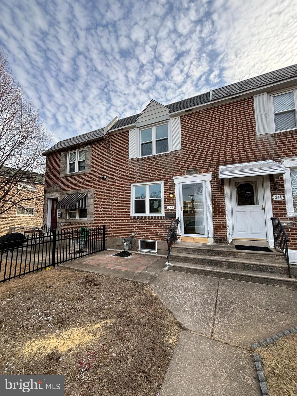 WESTBROOK PARK - Residential Lease