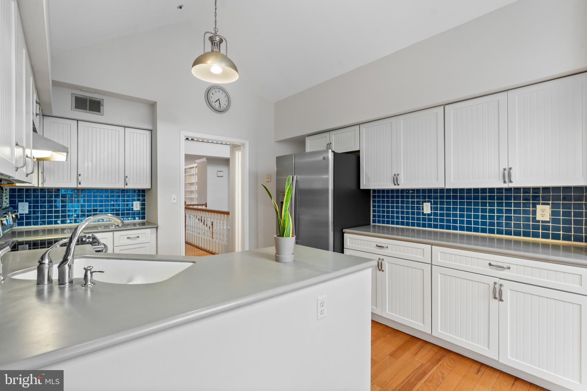 BARRINGTON POINTE CONDOS - Residential