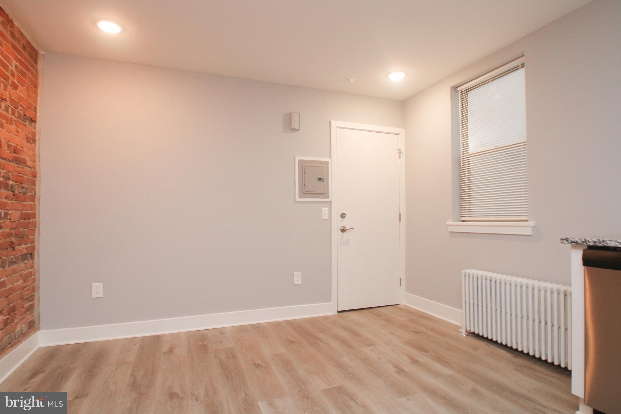 PASSYUNK SQUARE - Residential Income