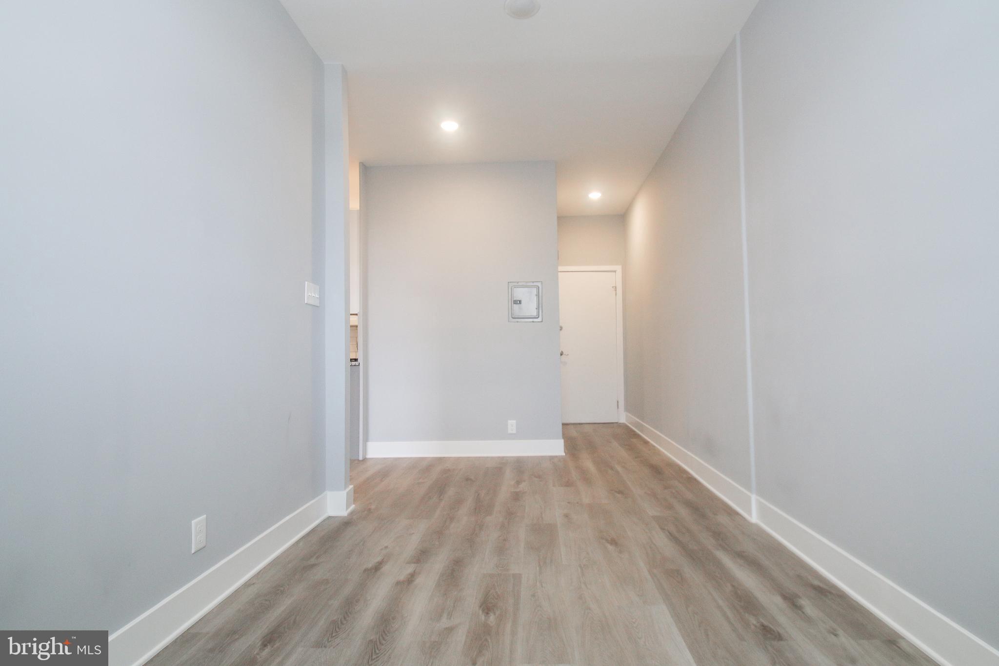 PASSYUNK SQUARE - Residential Income