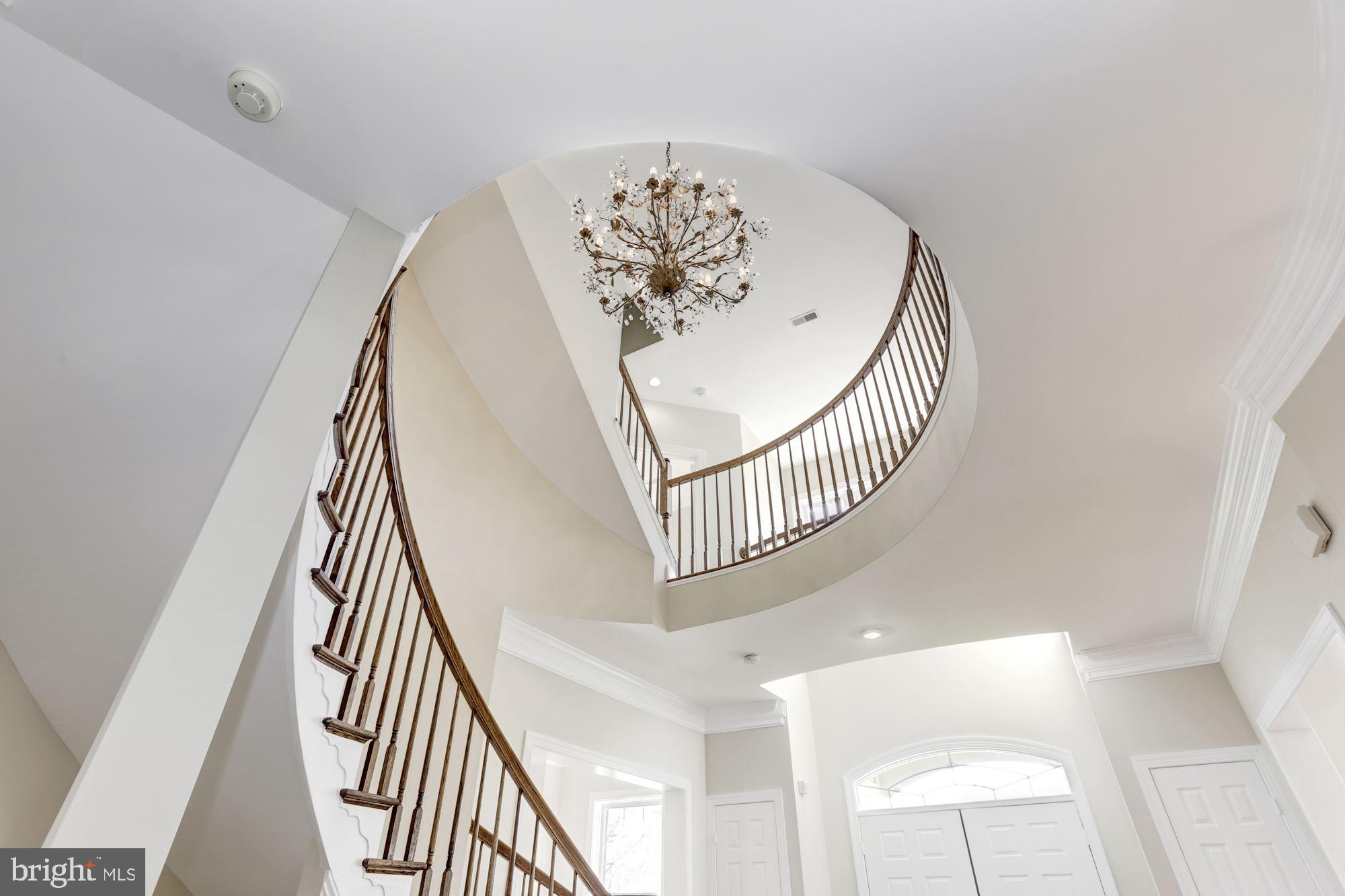 SADDLE RIDGE - Residential