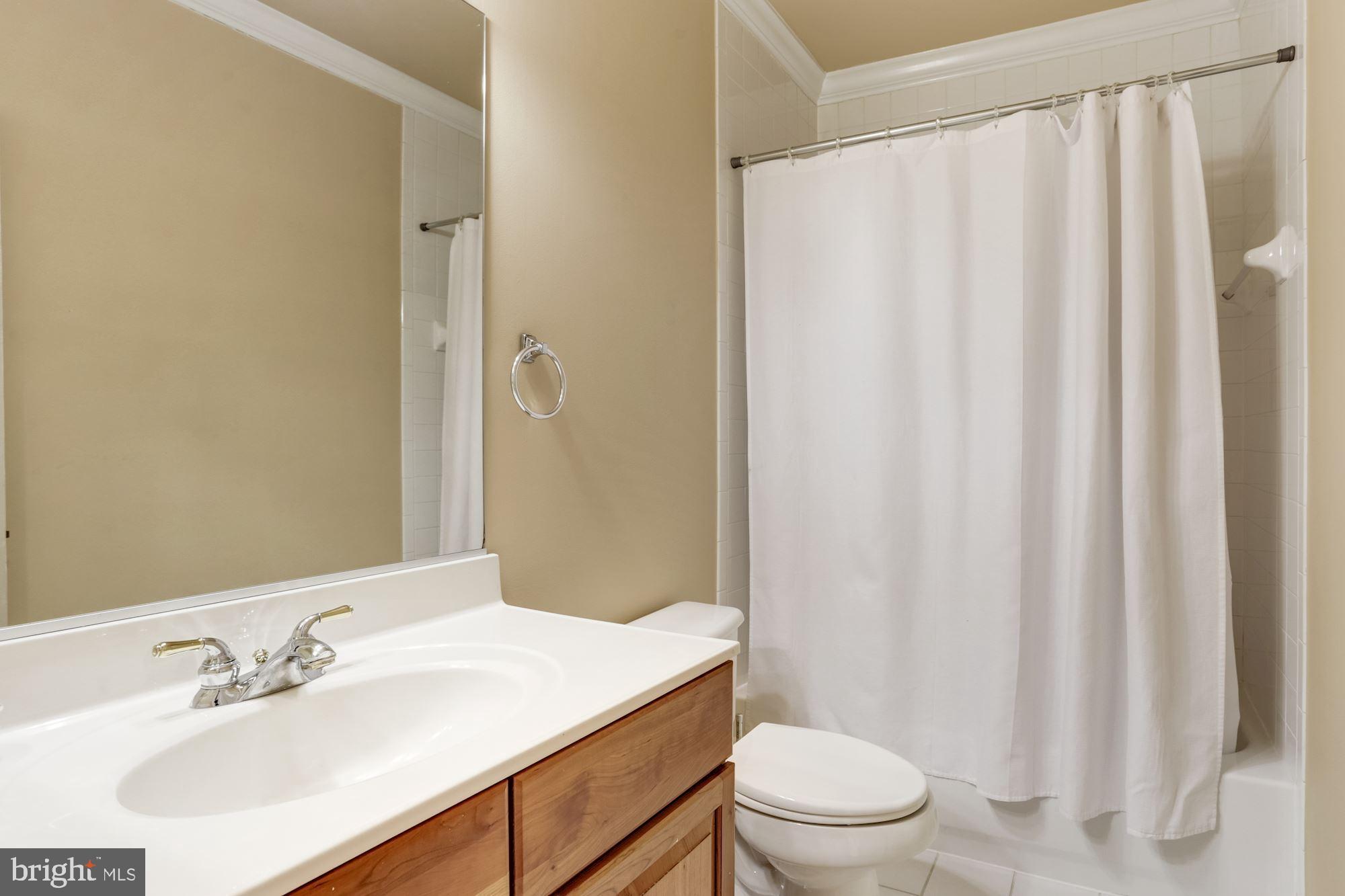 SADDLE RIDGE - Residential