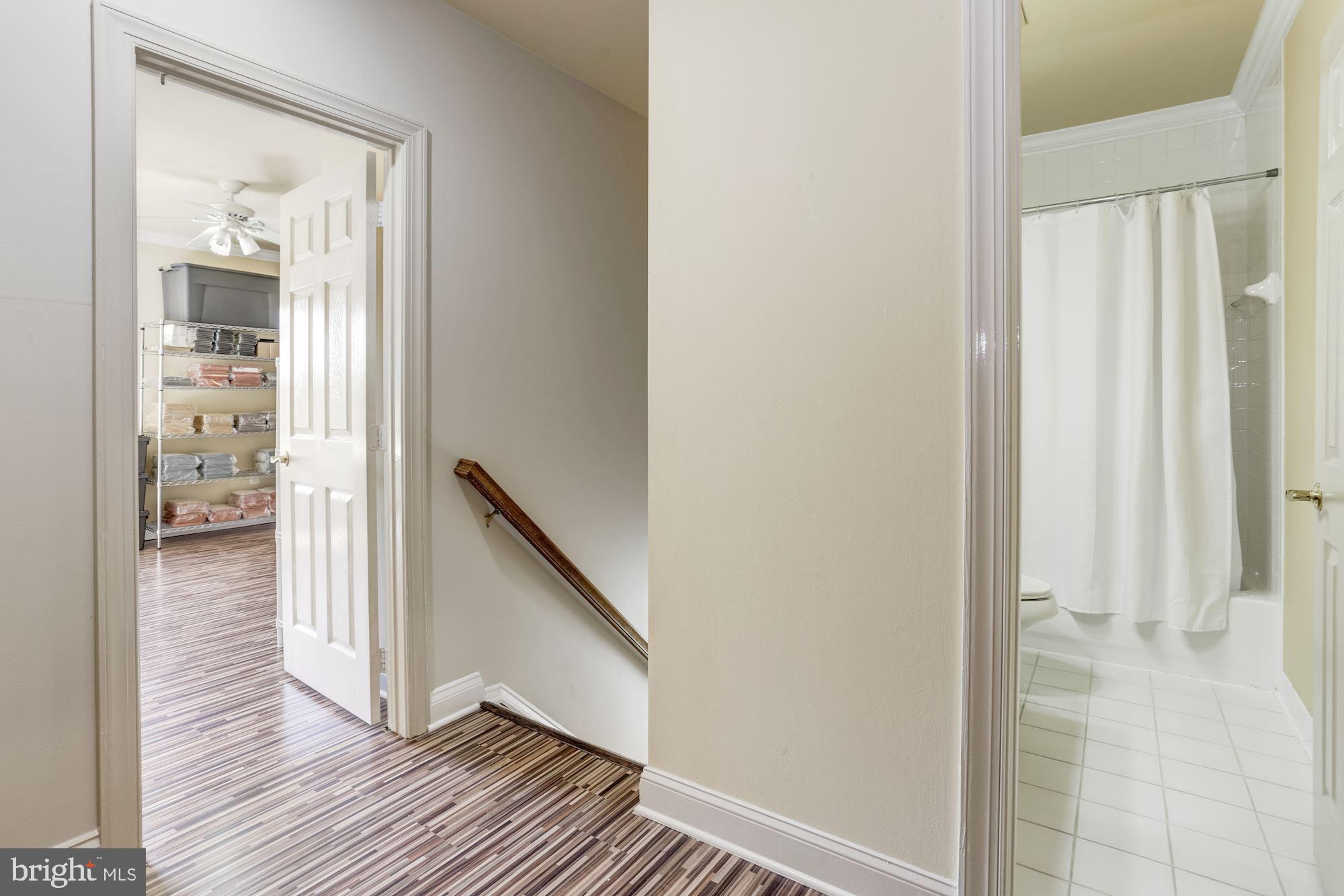 SADDLE RIDGE - Residential
