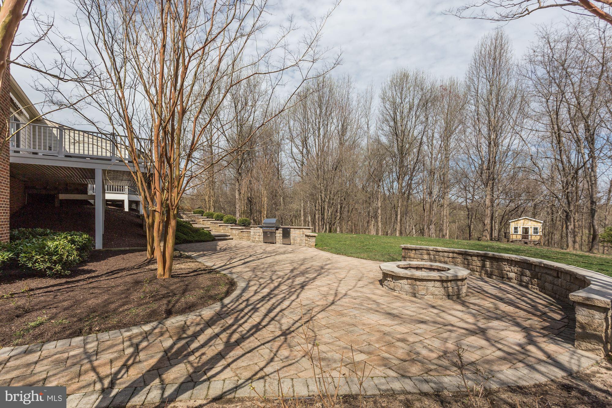 SADDLE RIDGE - Residential