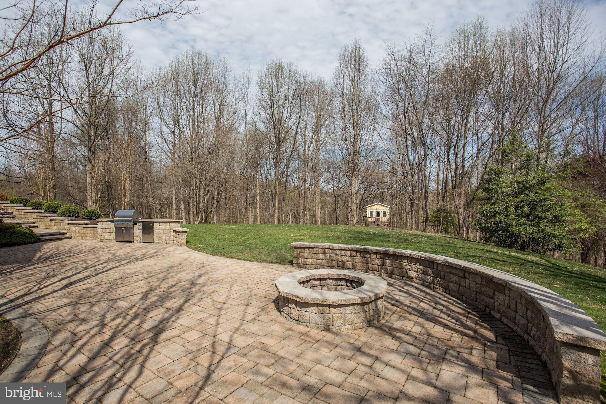 SADDLE RIDGE - Residential