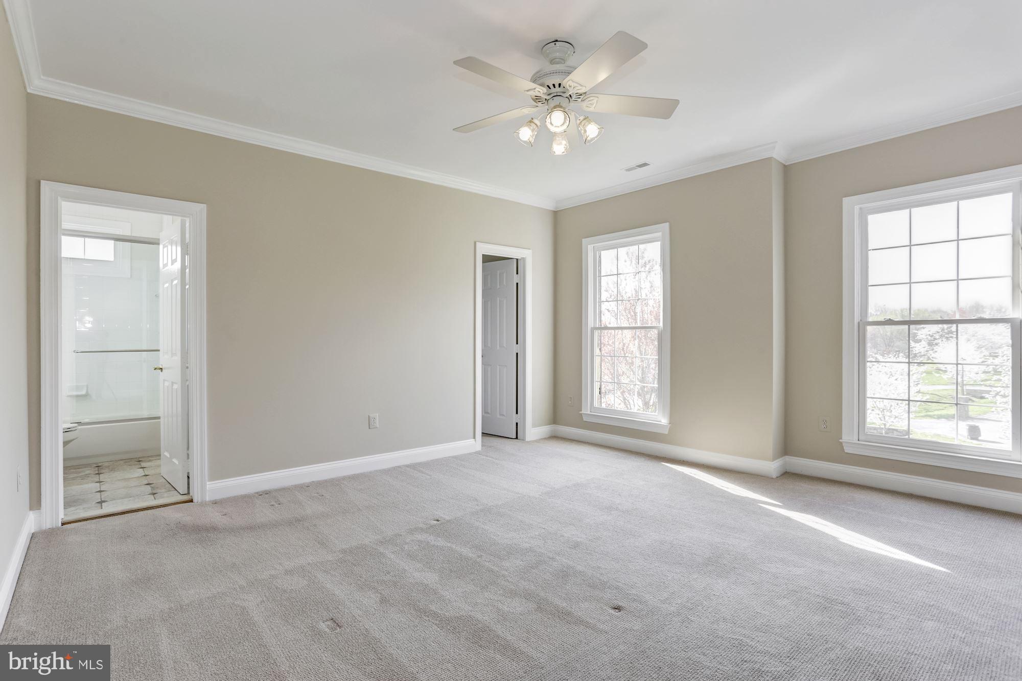 SADDLE RIDGE - Residential