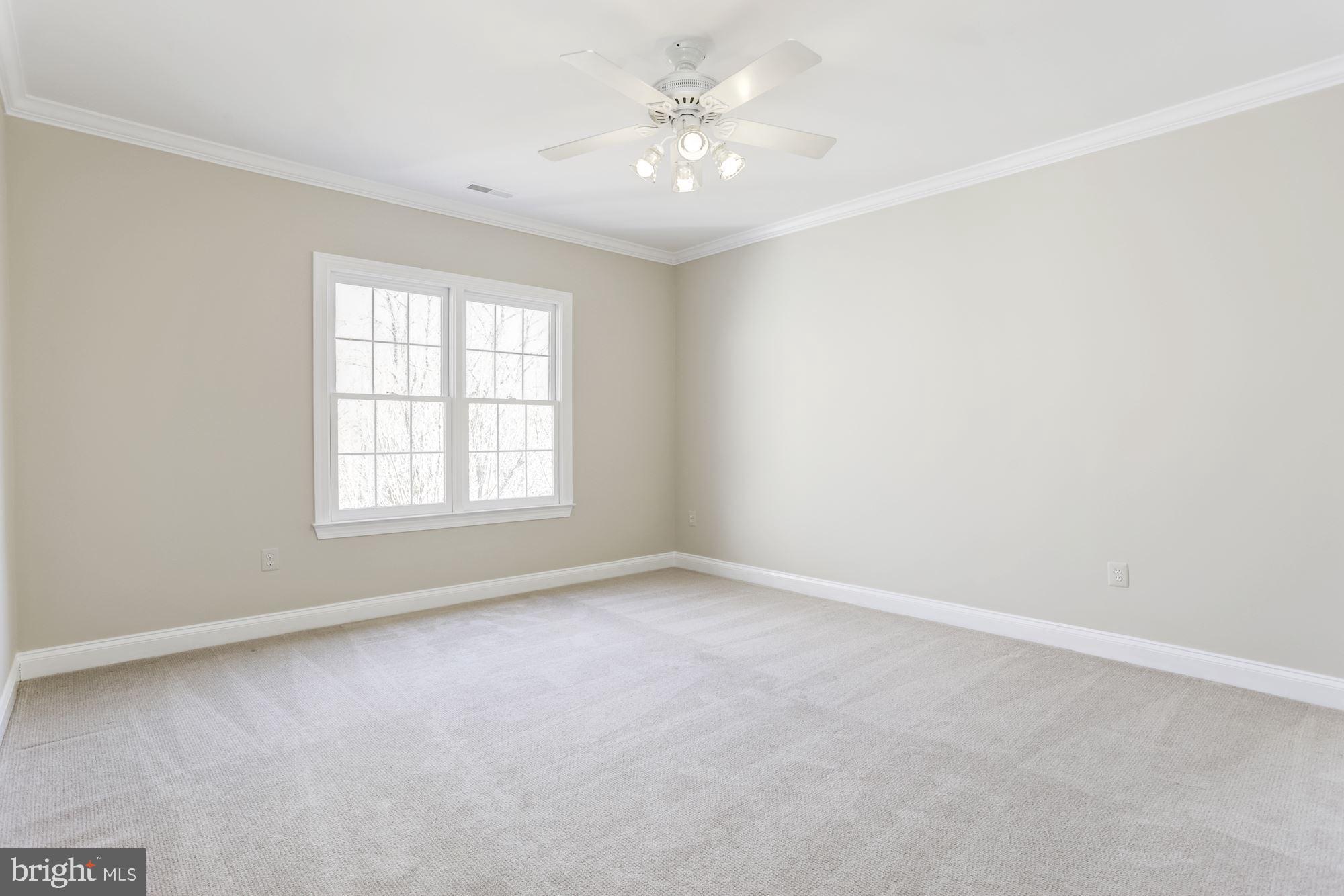 SADDLE RIDGE - Residential