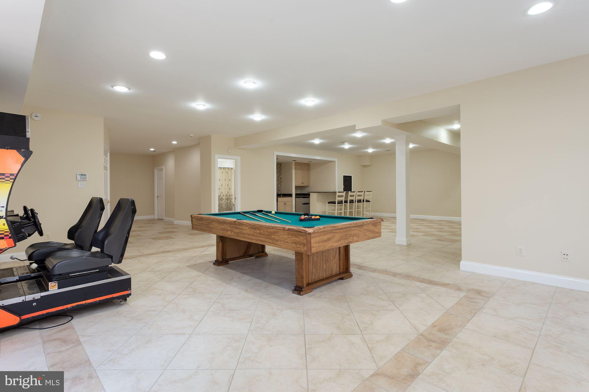SADDLE RIDGE - Residential