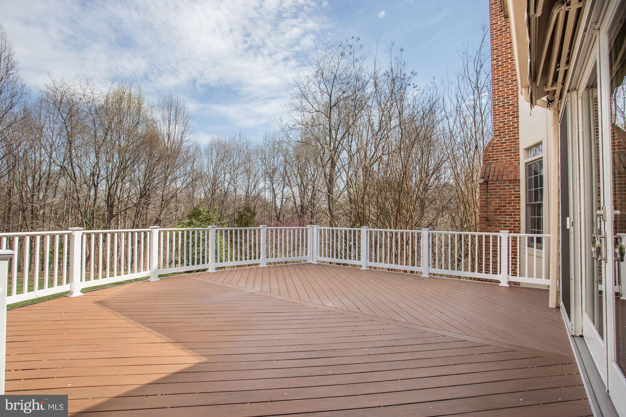 SADDLE RIDGE - Residential