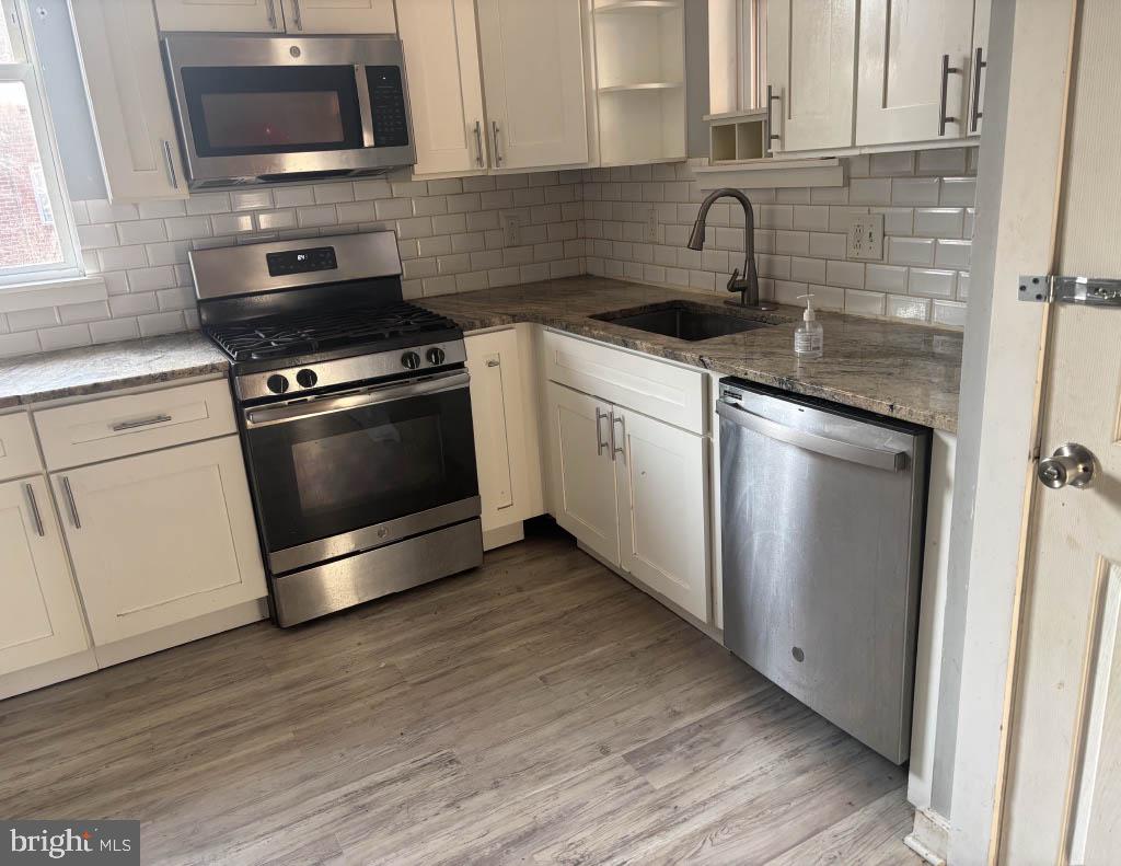 WEST OAK LANE - Residential