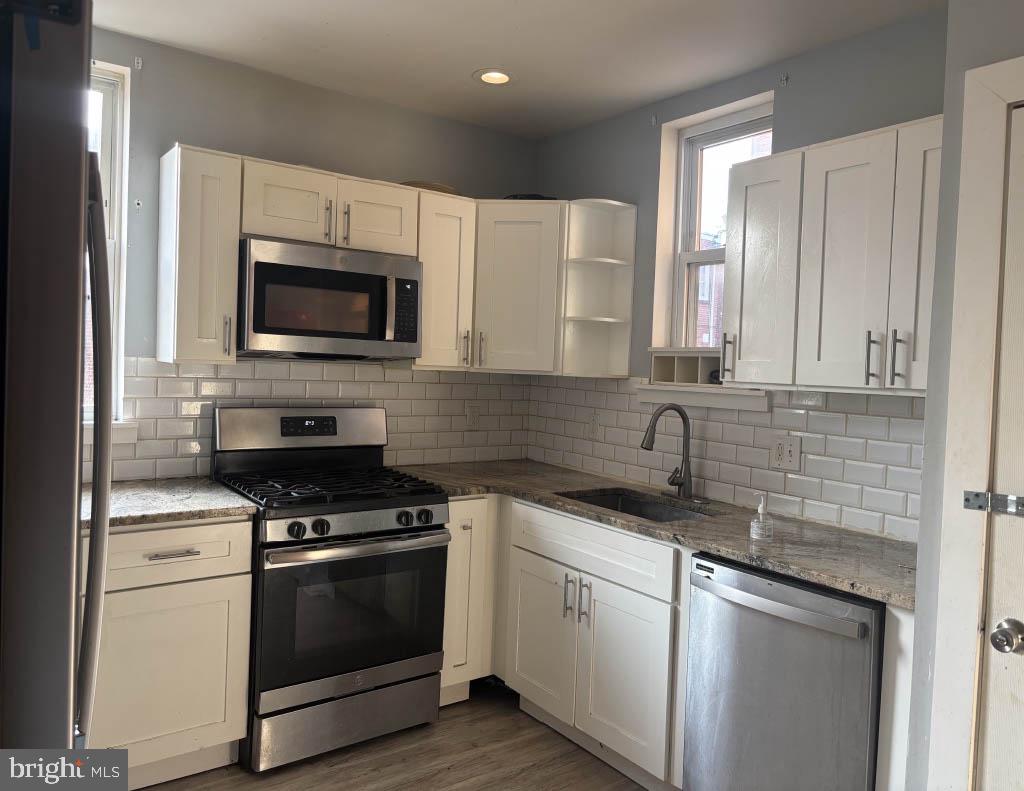 WEST OAK LANE - Residential